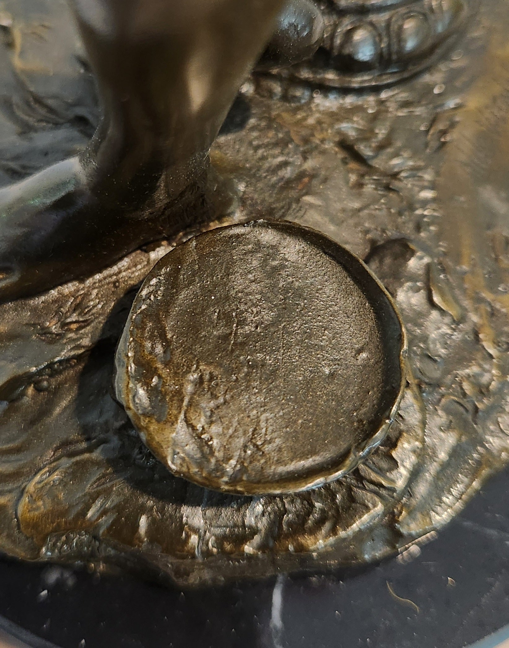 Beautiful Solid Bronze Sculpture of a Roman Goddess Aphrodite by Aldo Vitaleh