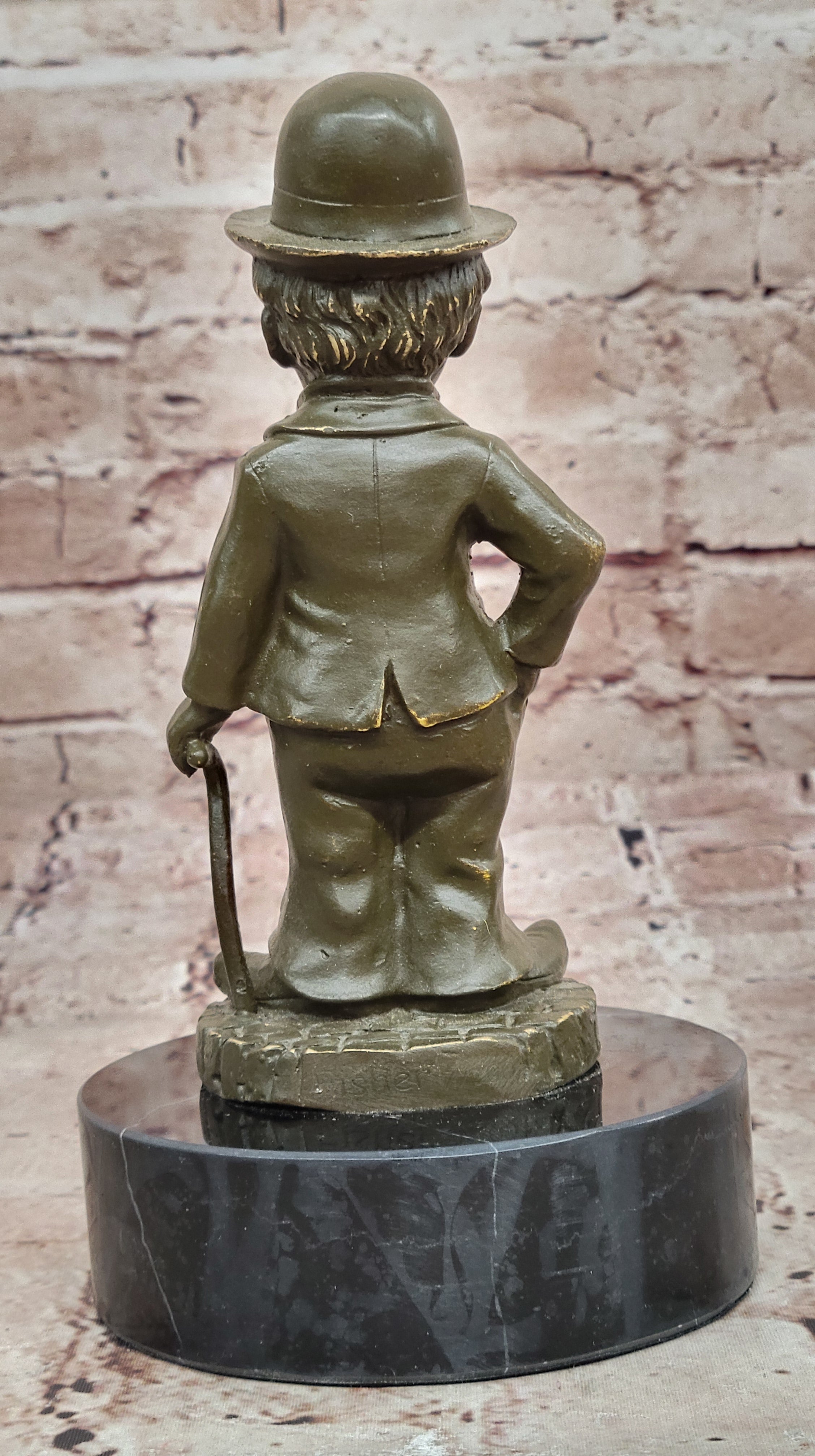 Charlie Chaplin Bronze Statue – Vintage Comedy Tribute