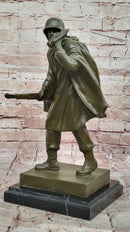 Bronze WWII Radio Operator Soldier – Military Tribute