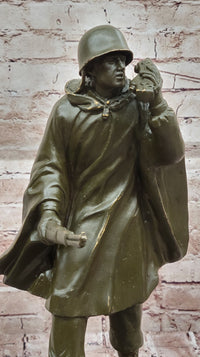 Bronze WWII Radio Operator Soldier – Military Tribute