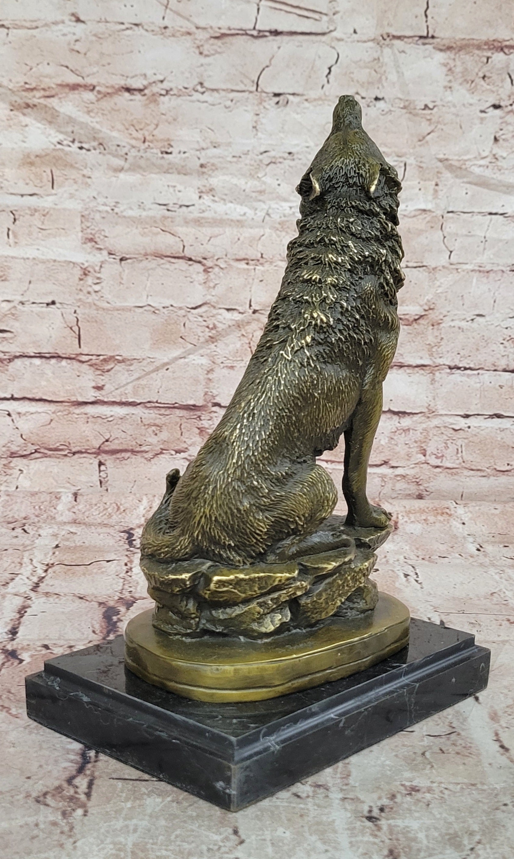 Howling Lone Wolf Real Bronze Sculpture Statue Detailed Artwork by Barye Figure