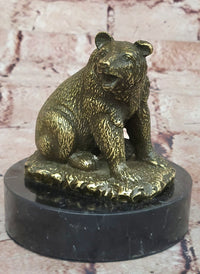 Signed Original William Grizzly Bear Wildlife Animal Artwork Bronze Sculpture Statue