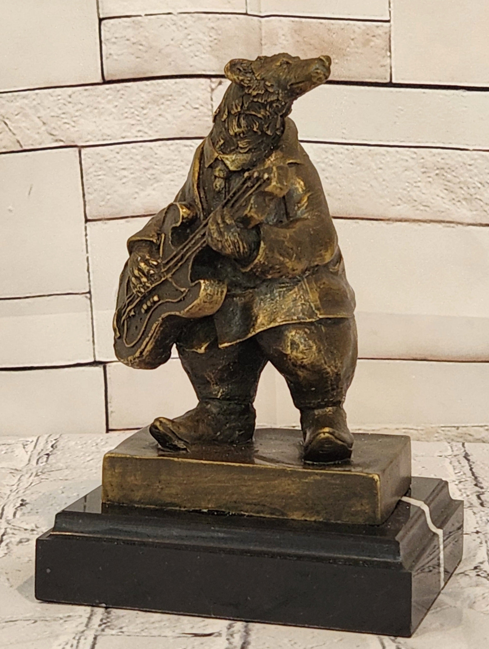 Signed Original Williams Bear Playing Music Genuine Bronze Sculpture Statue