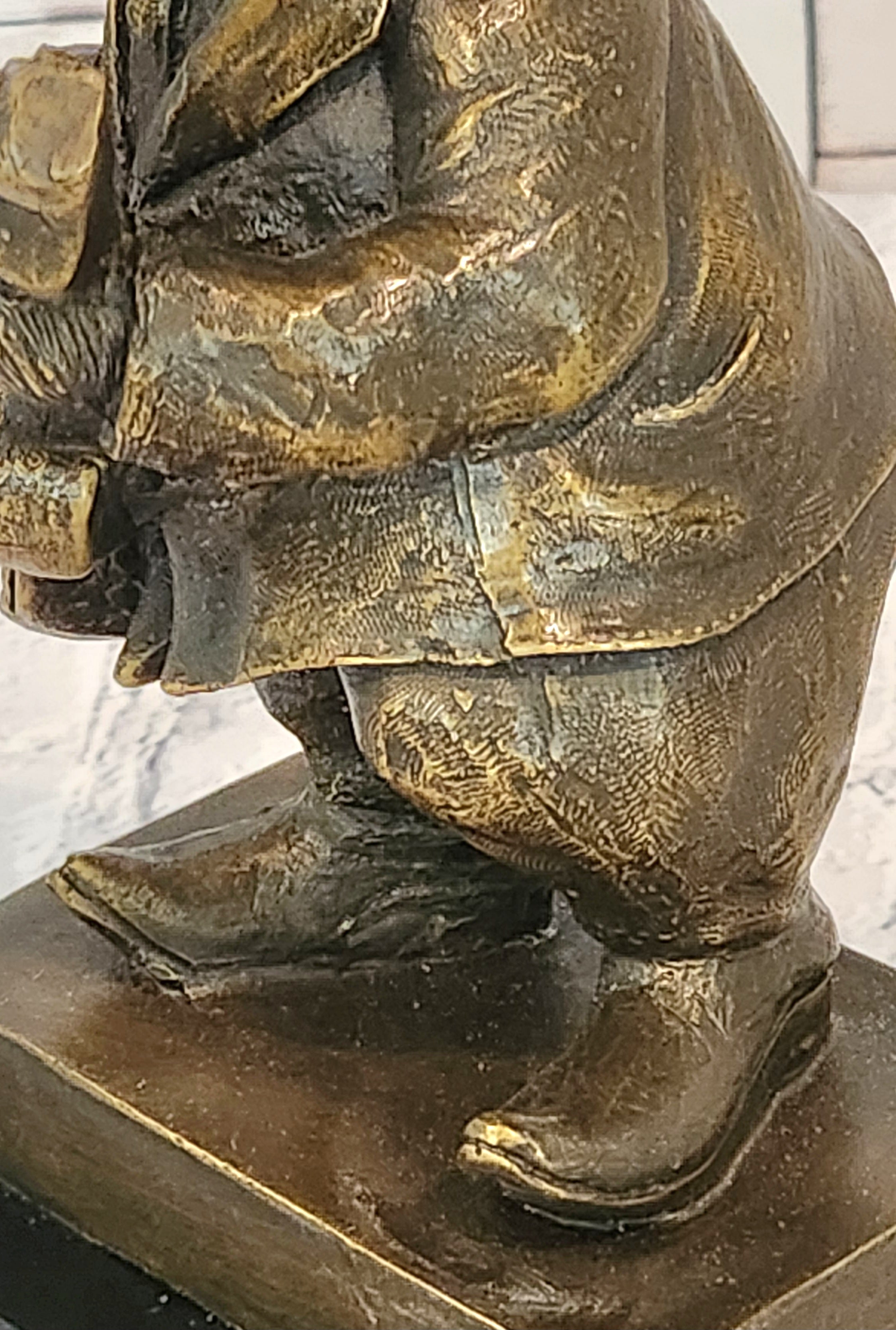 Signed Original Williams Bear Playing Music Genuine Bronze Sculpture Statue