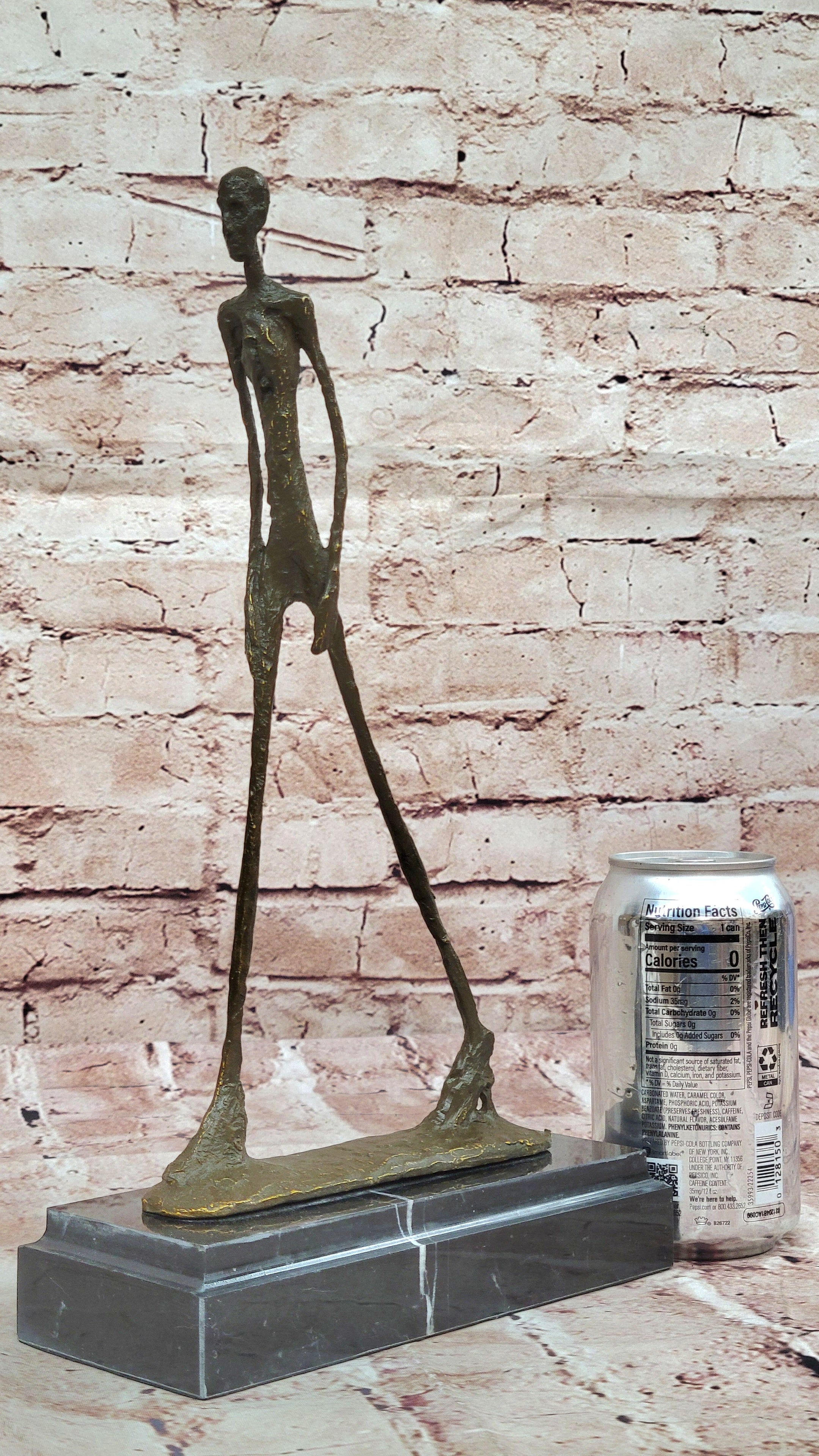 Walking Man Bronze Sculpture – Giacometti Style Art
