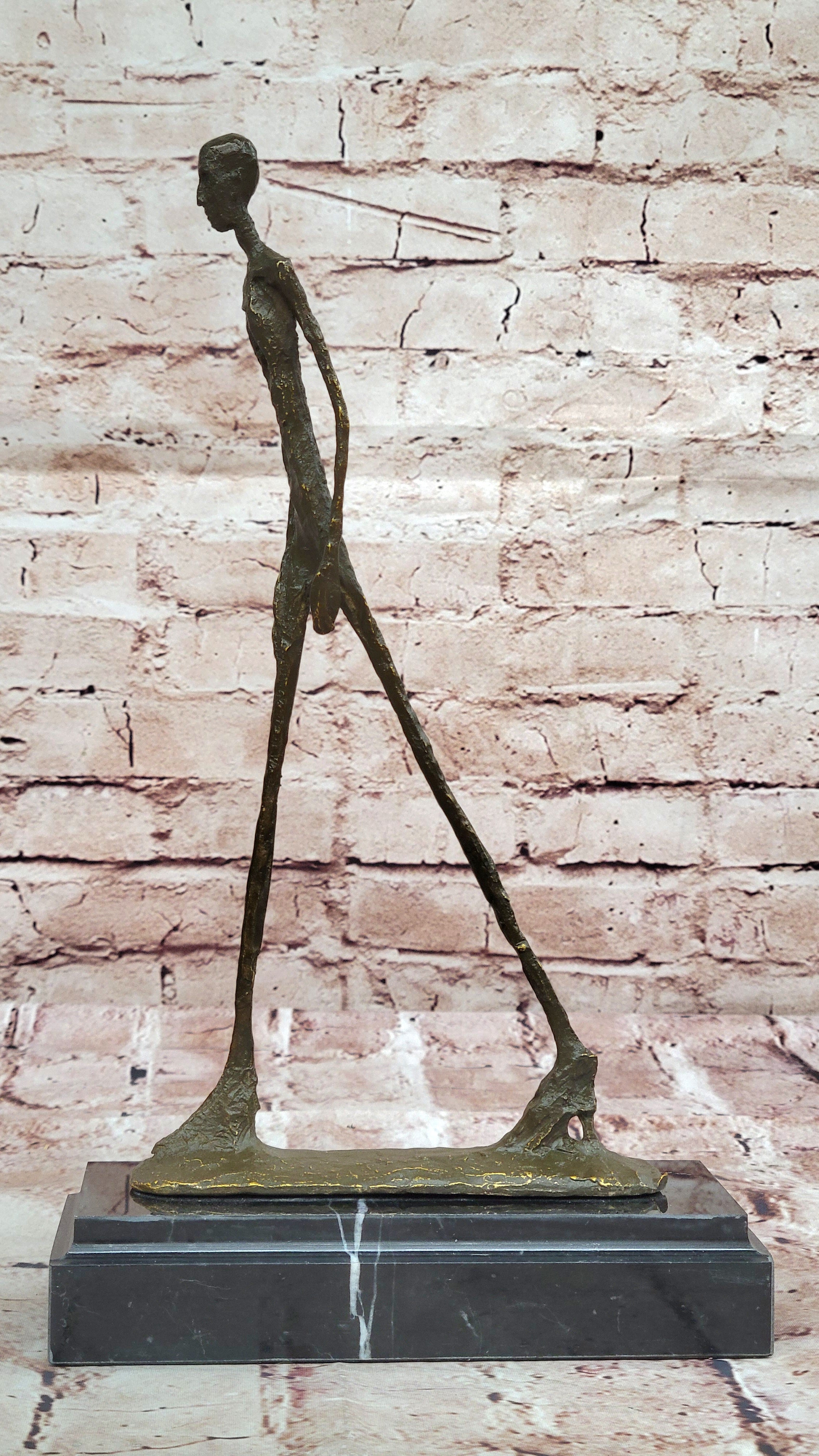 Walking Man Bronze Sculpture – Giacometti Style Art