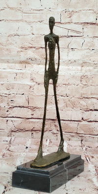 Walking Man Bronze Sculpture – Giacometti Style Art