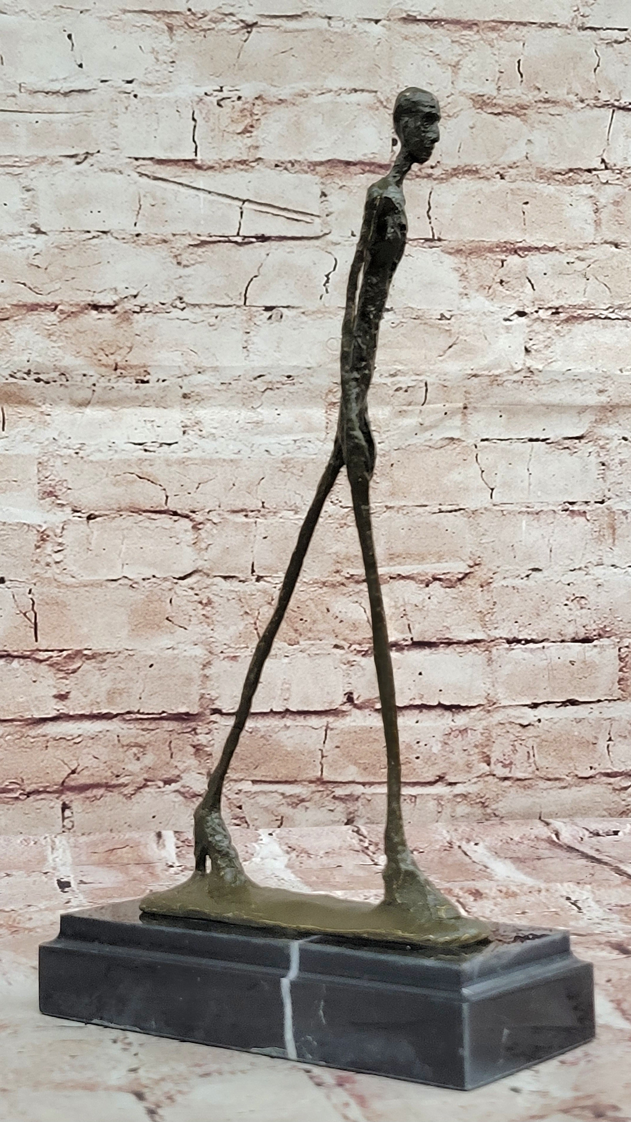 Walking Man Bronze Sculpture – Giacometti Style Art