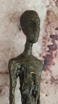 Walking Man Bronze Sculpture – Giacometti Style Art
