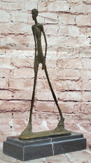 Walking Man Bronze Sculpture – Giacometti Style Art