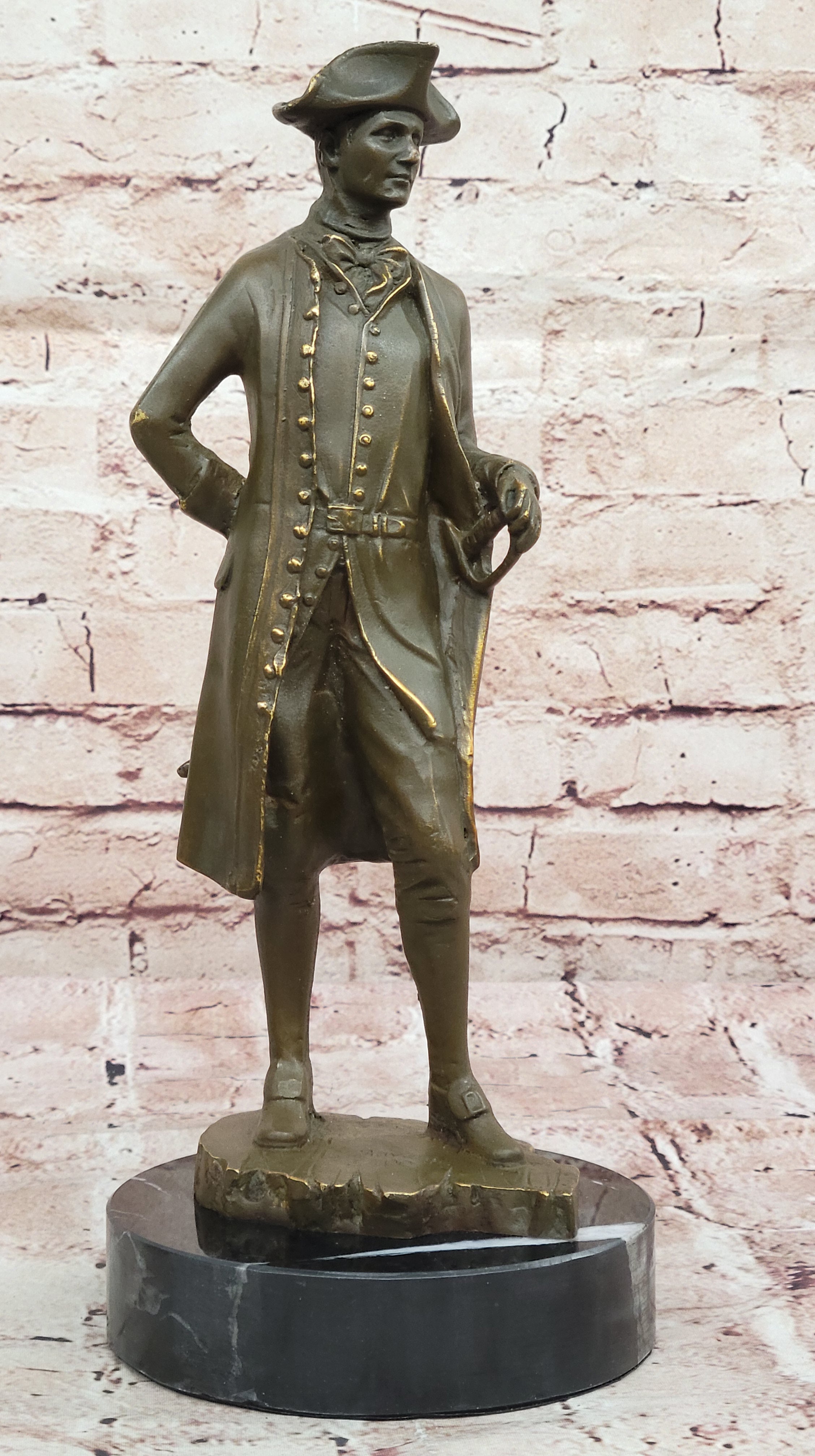 Colonial Gentleman Bronze Sculpture – Historical American