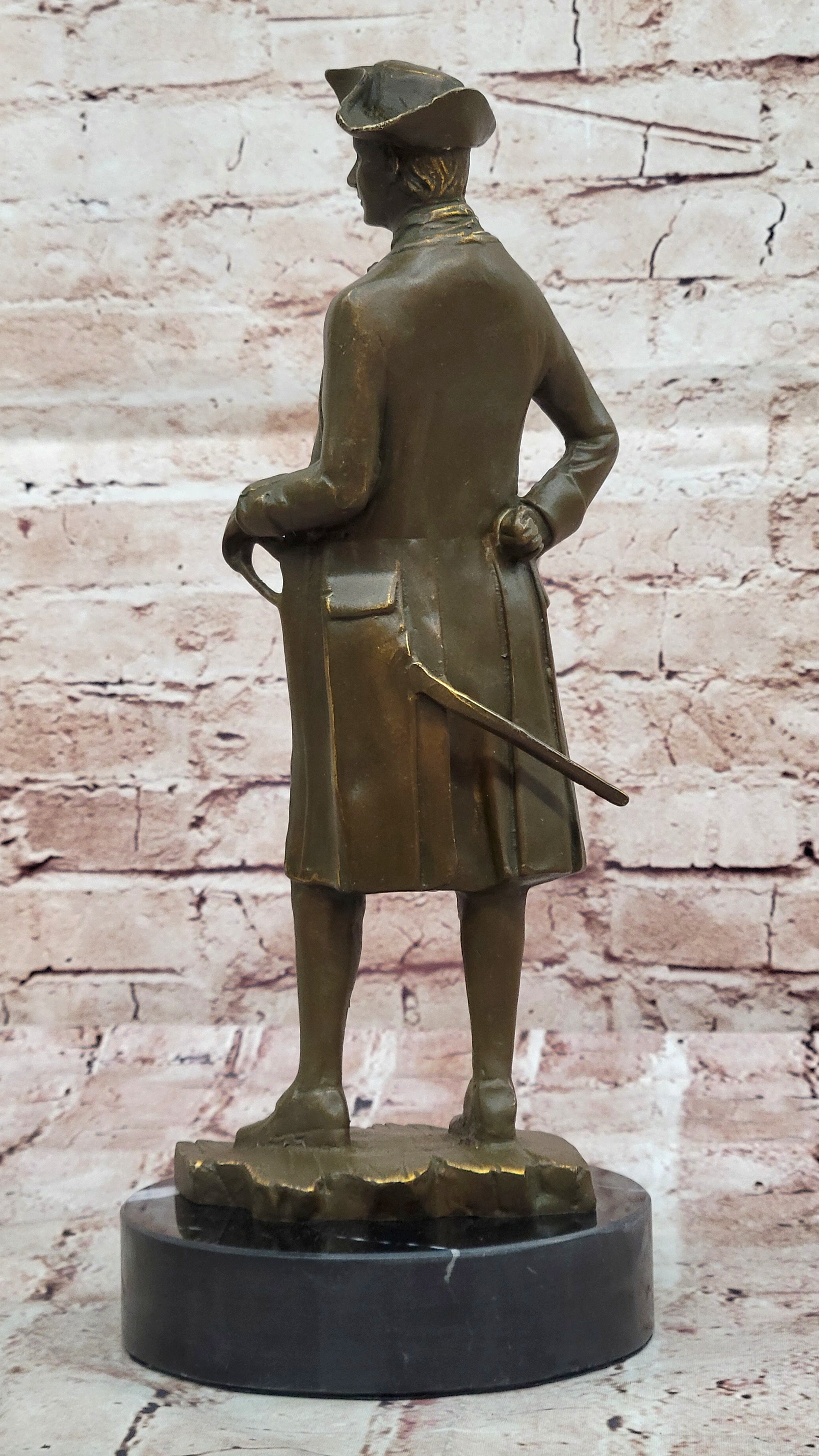 Colonial Gentleman Bronze Sculpture – Historical American