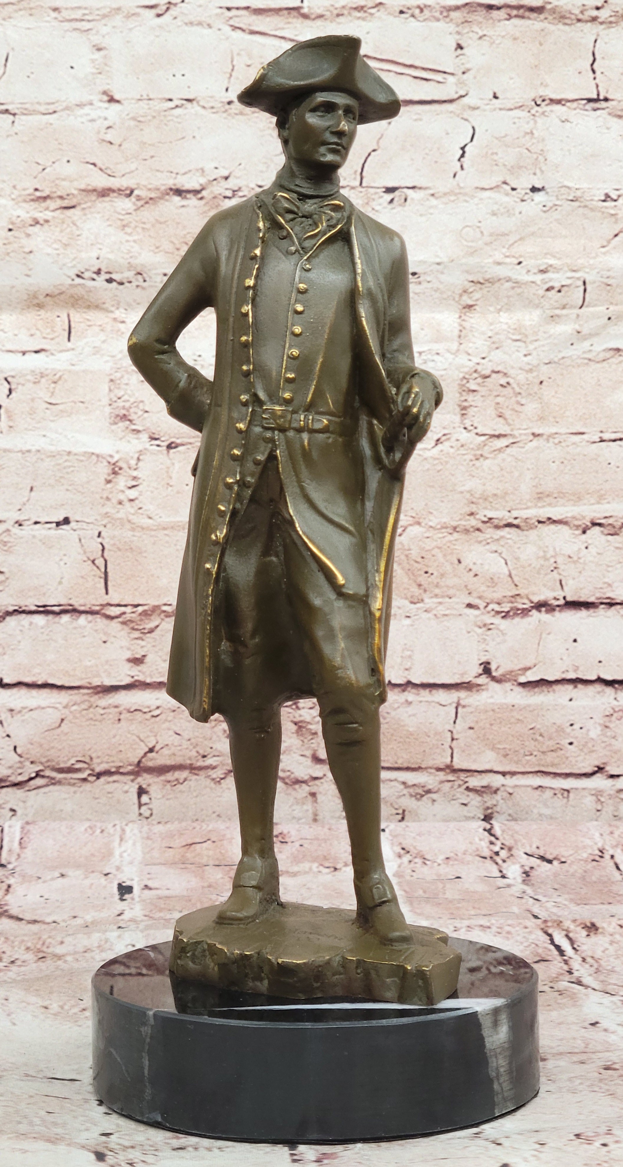 Colonial Gentleman Bronze Sculpture – Historical American
