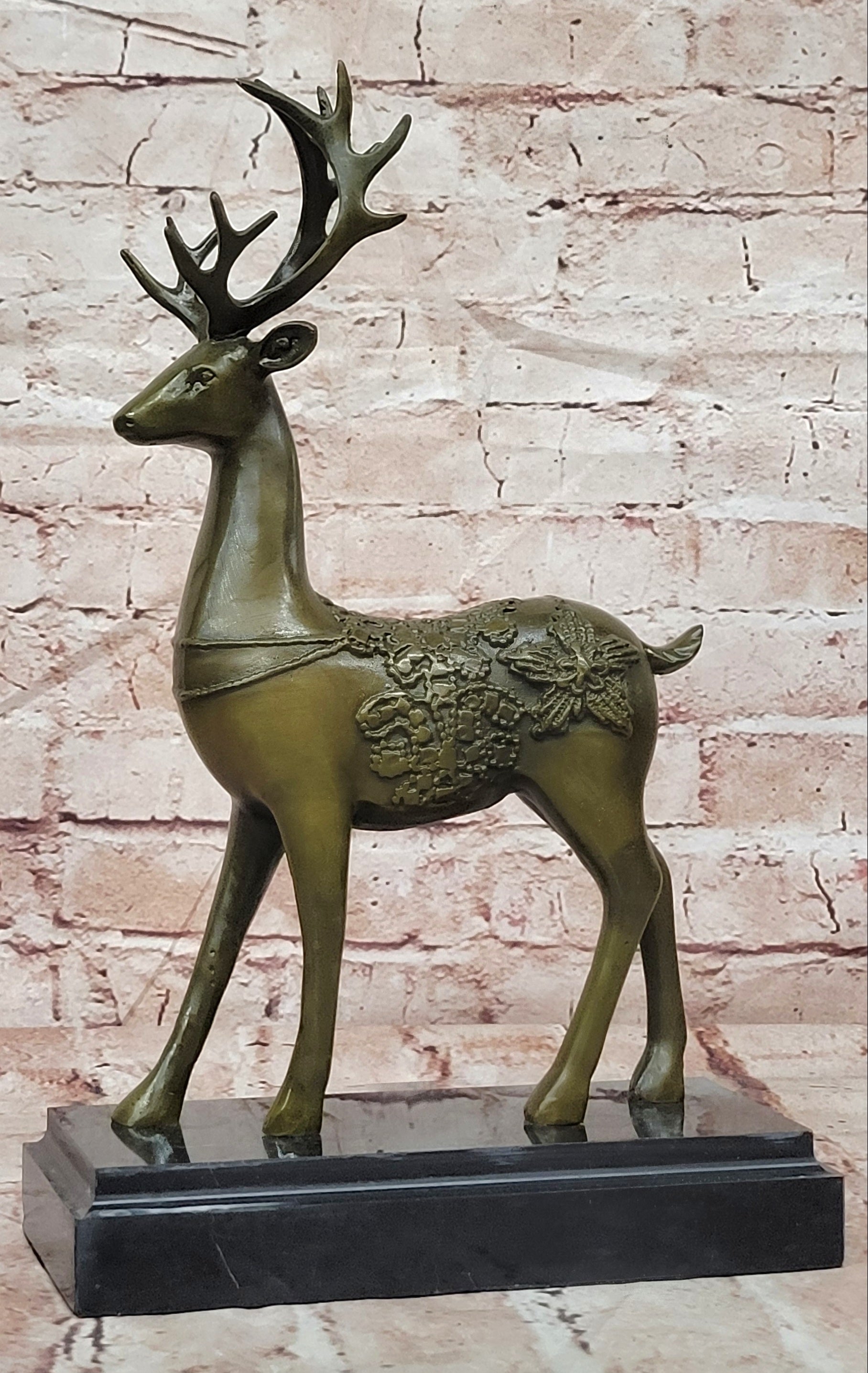 Genuine Bronze Beautiful Whitetail Stag by Bugatti Deer Statue Collectible Artwork