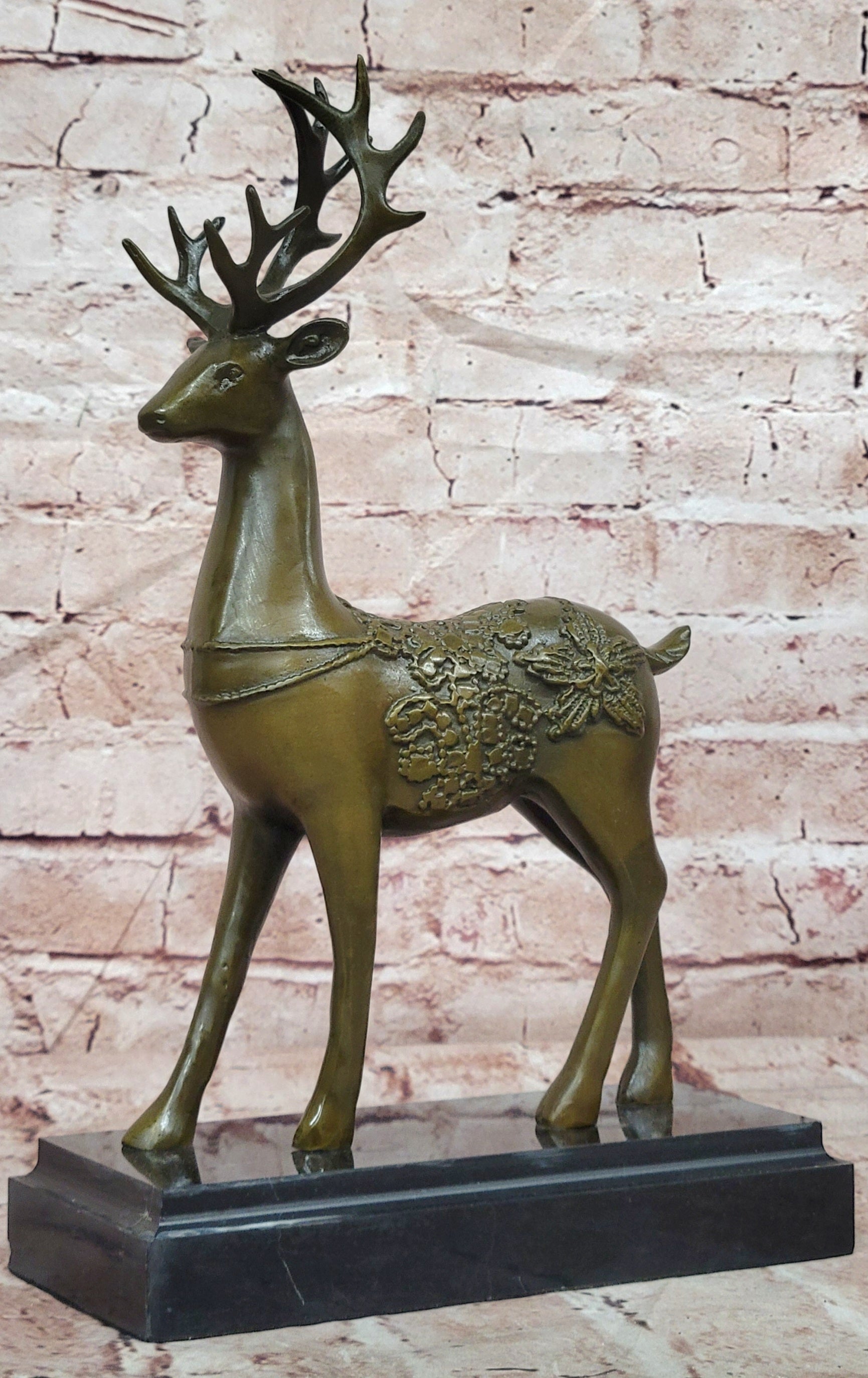 Genuine Bronze Beautiful Whitetail Stag by Bugatti Deer Statue Collectible Artwork