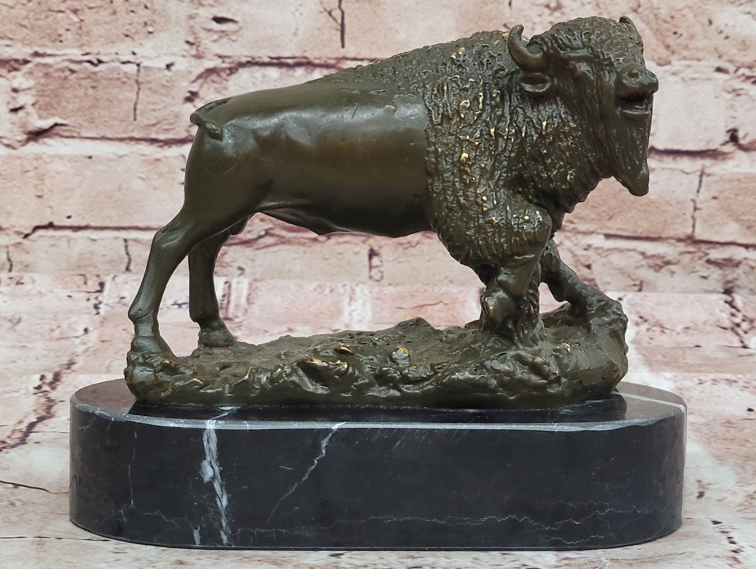 Western Bronze American Buffalo Bison Sculpture