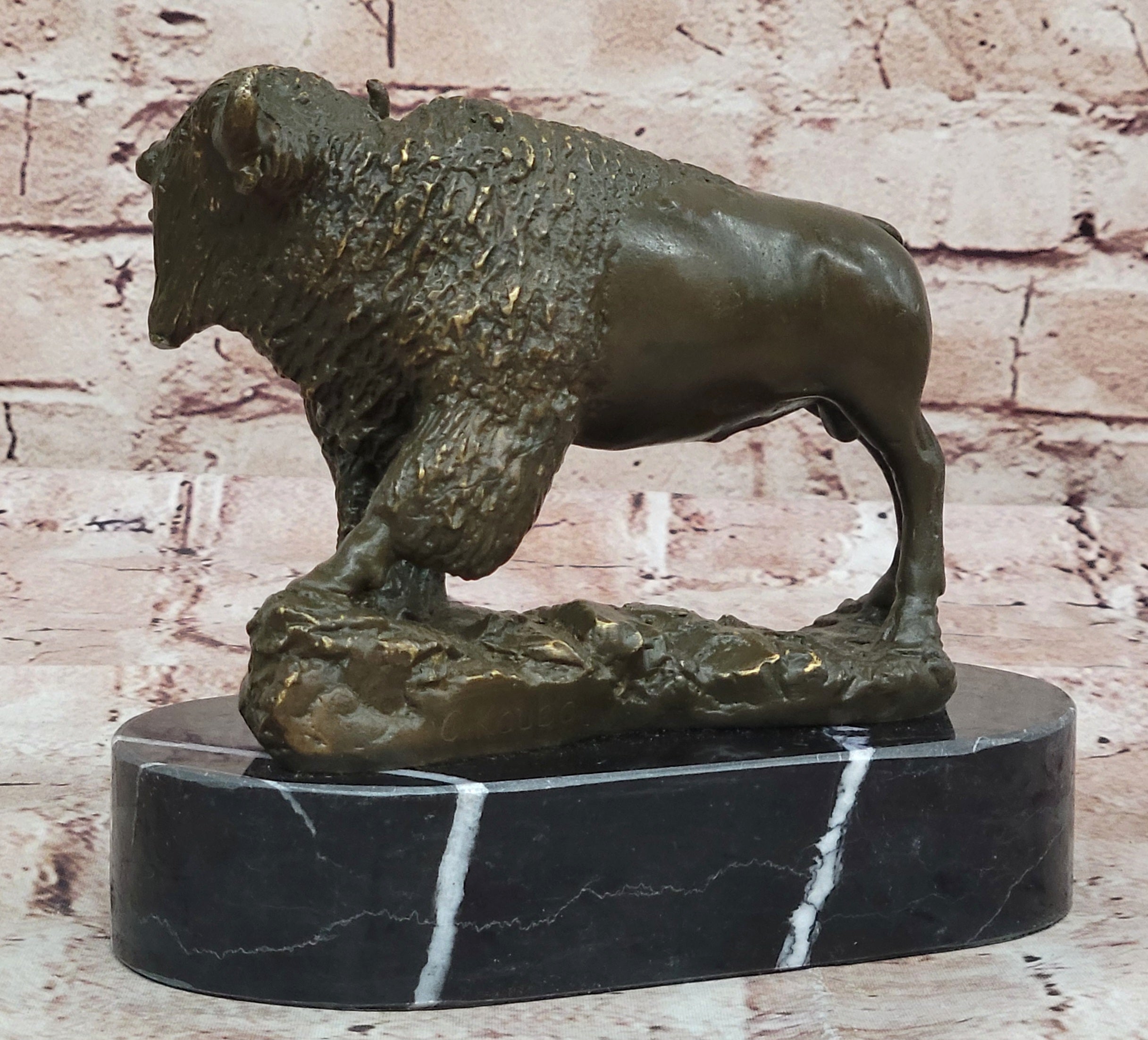 Western Bronze American Buffalo Bison Sculpture