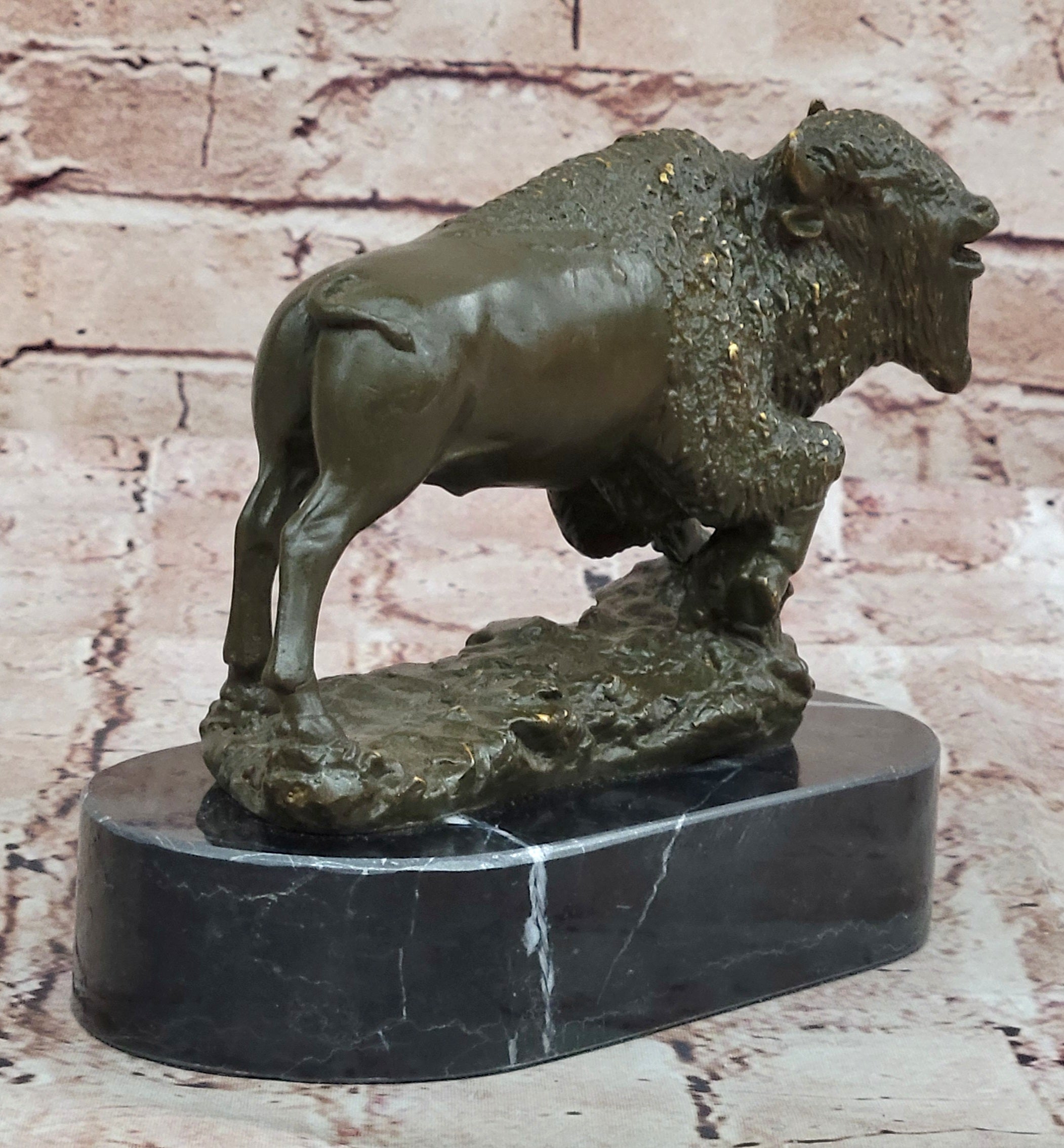 Western Bronze American Buffalo Bison Sculpture