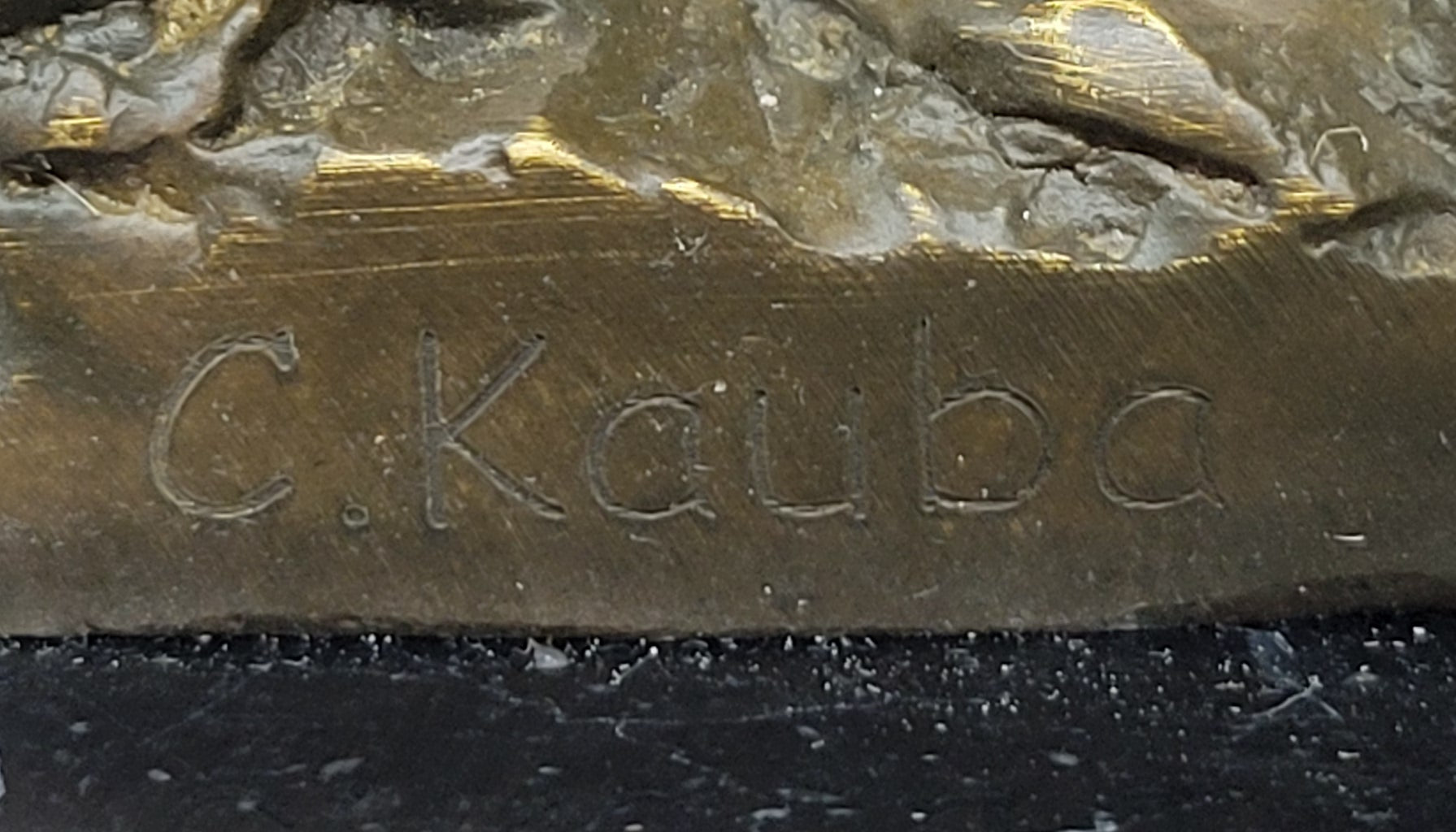 Western Bronze American Buffalo Bison Sculpture