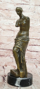Signed Vintage Venus de Milo Bronze Sculpture Collectible Louvre Museum Artwork