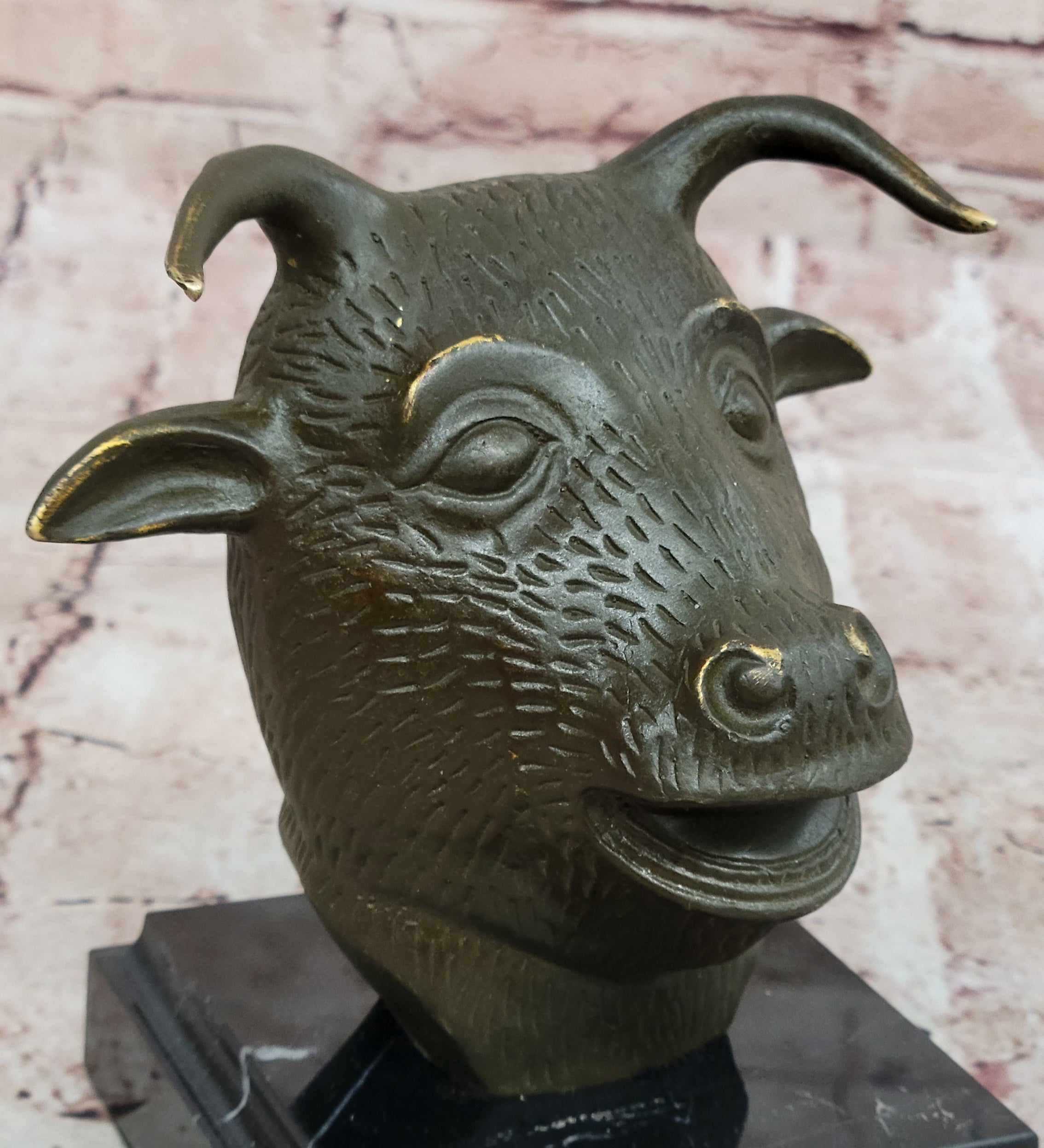Bronze Bull or Ox Head Realistic Farmhouse Sculpture