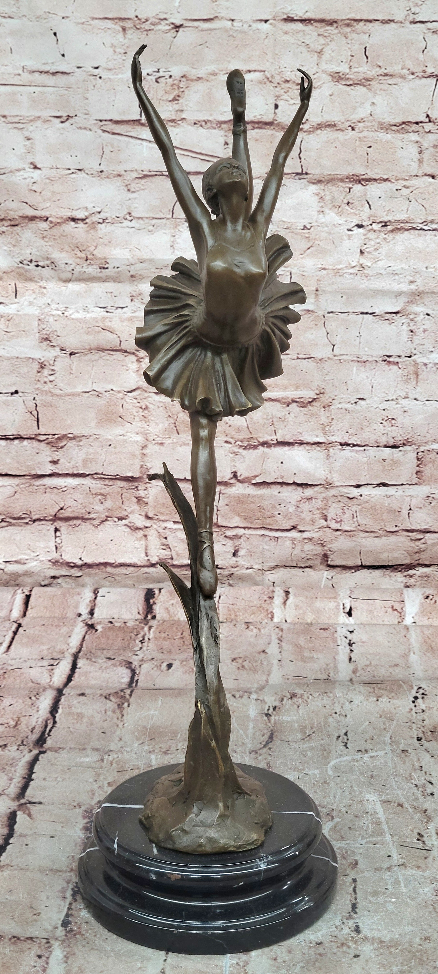 Signed Cesaro Gorgeous Ballerina in Twine Bronze Sculpture Figurine Statue