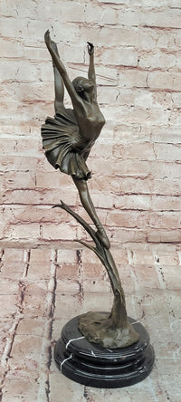 Signed Cesaro Gorgeous Ballerina in Twine Bronze Sculpture Figurine Statue
