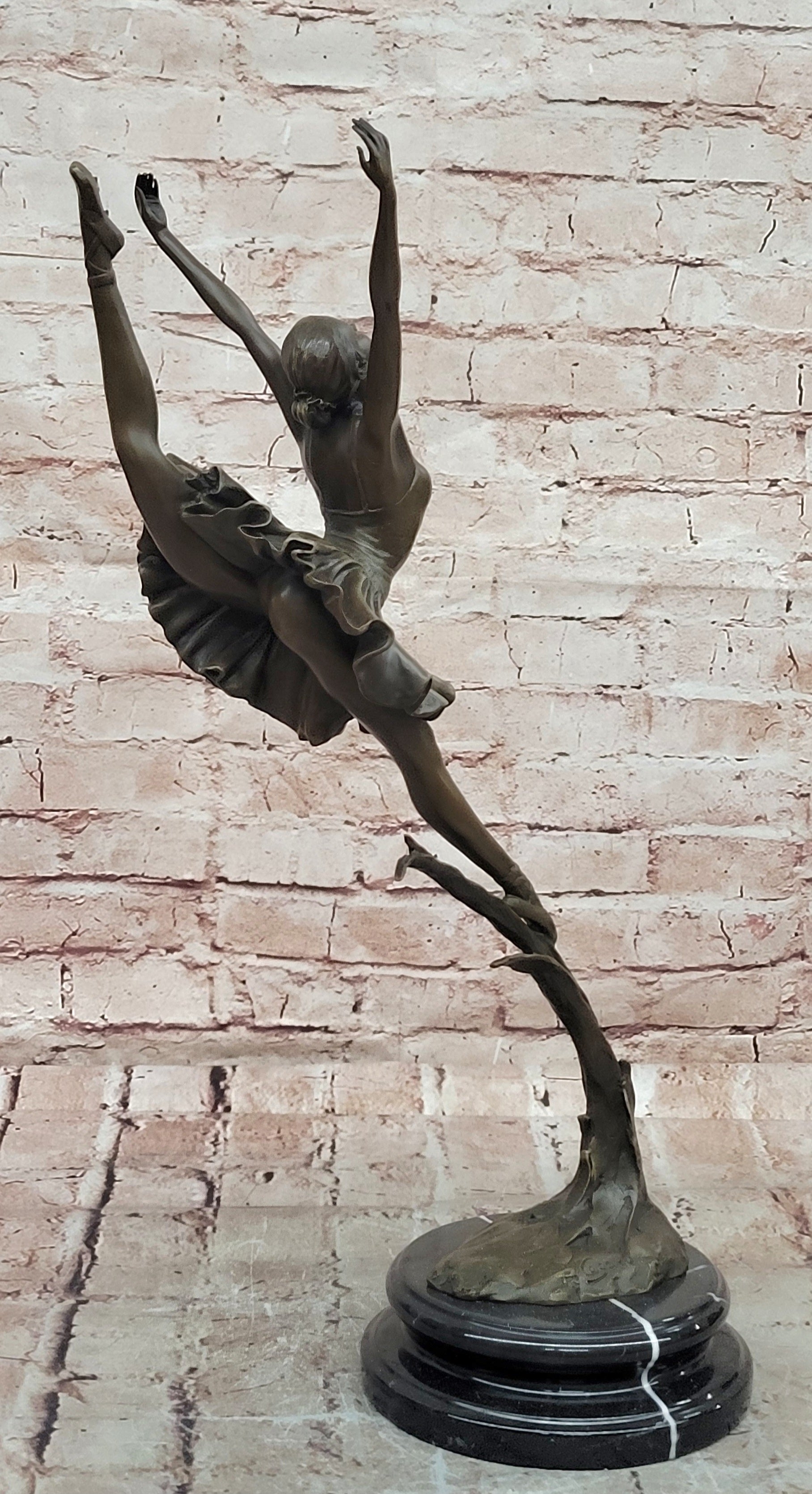 Signed Cesaro Gorgeous Ballerina in Twine Bronze Sculpture Figurine Statue