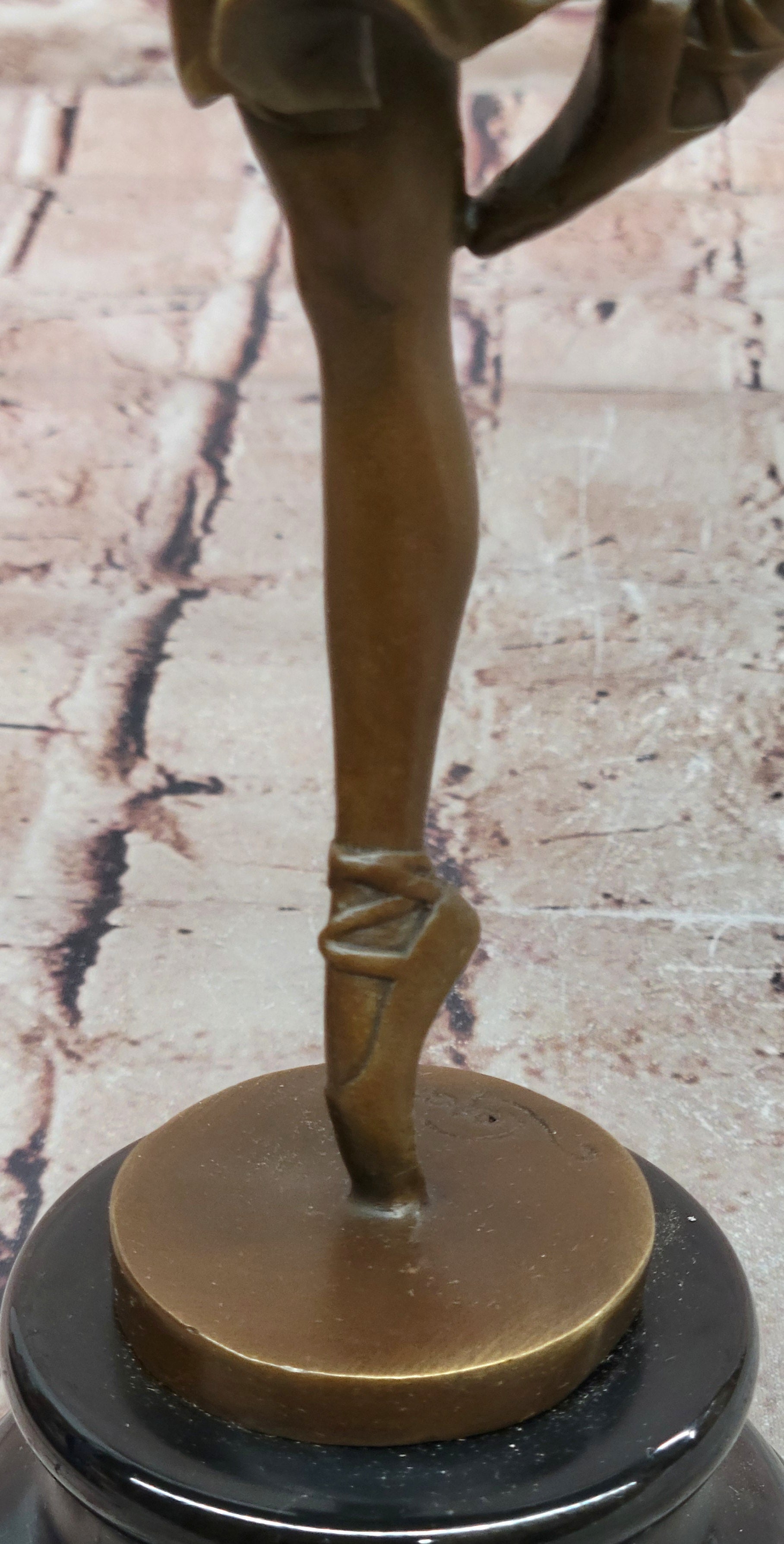 Signed Original Cesaro Ballerina in Pose on Points Bronze Sculpture Figurine