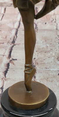 Signed Original Cesaro Ballerina in Pose on Points Bronze Sculpture Figurine