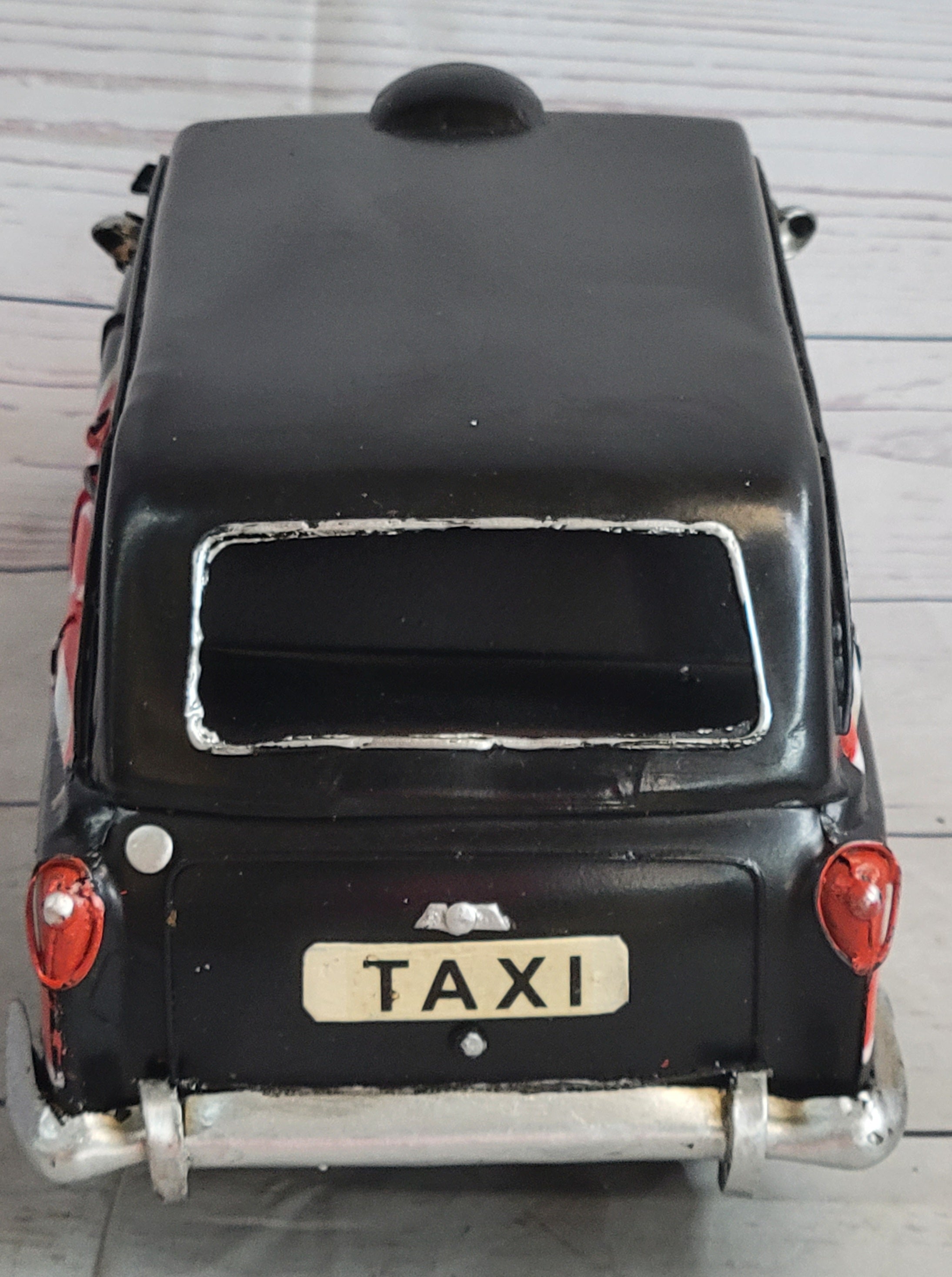 1966 Black London Taxi 1:12 Scale Model Car Artwork