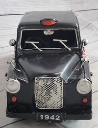1966 Black London Taxi 1:12 Scale Model Car Artwork