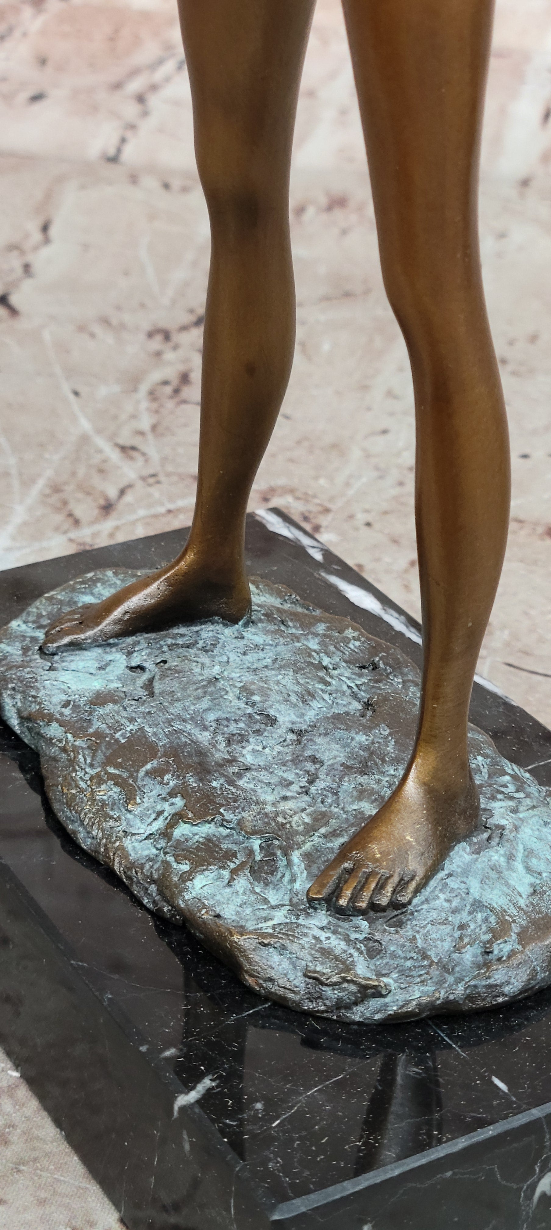 Art Decor Sculpture Modern Abstract 100% Solid Woman Bronze Statue