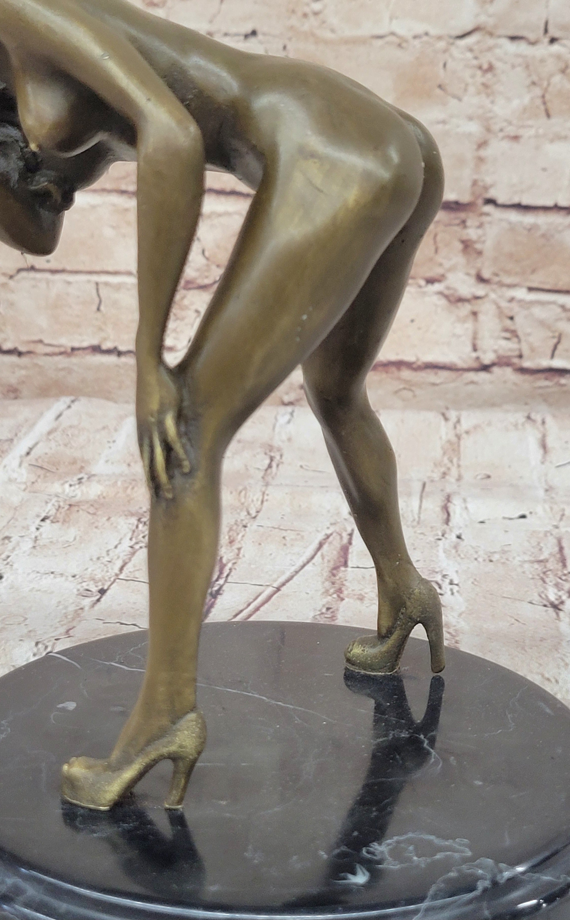 Erotic Bronze Sculpture Nude Female Looking Back by Mavchi