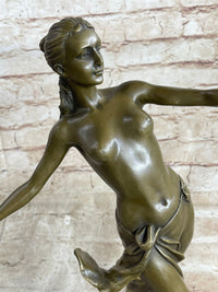 Amazon Queen Hippolyta Bronze Sculpture Nude Female Warrior 17" x 16"