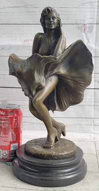 Marilyn Monroe Skirt Blowing Bronze Sculpture Seven Year Itch