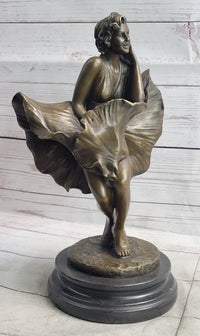Marilyn Monroe Skirt Blowing Bronze Sculpture Seven Year Itch