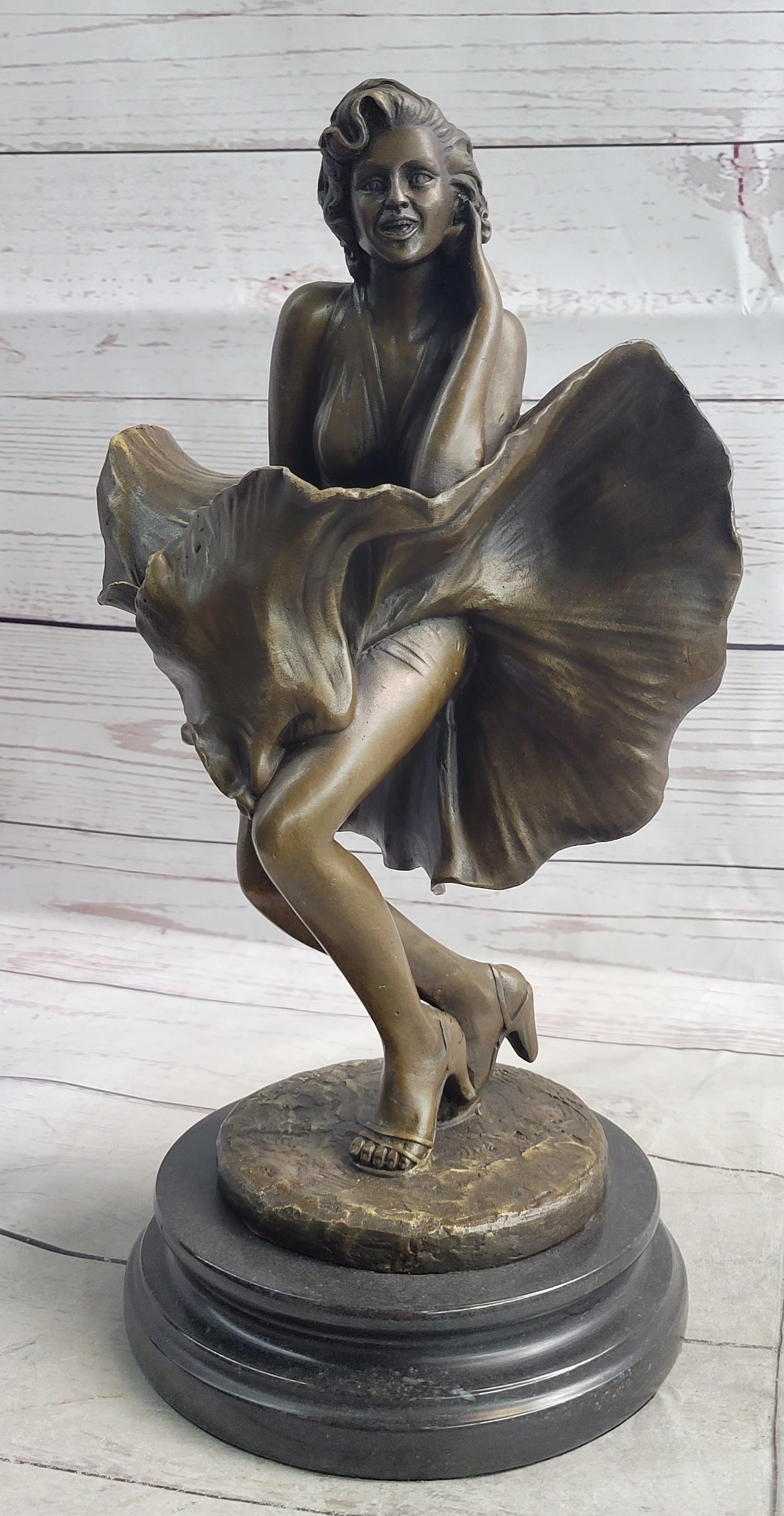 Marilyn Monroe Skirt Blowing Bronze Sculpture Seven Year Itch