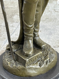 Italian Renaissance Warrior Knight Bronze 15" x 7" Sculpture