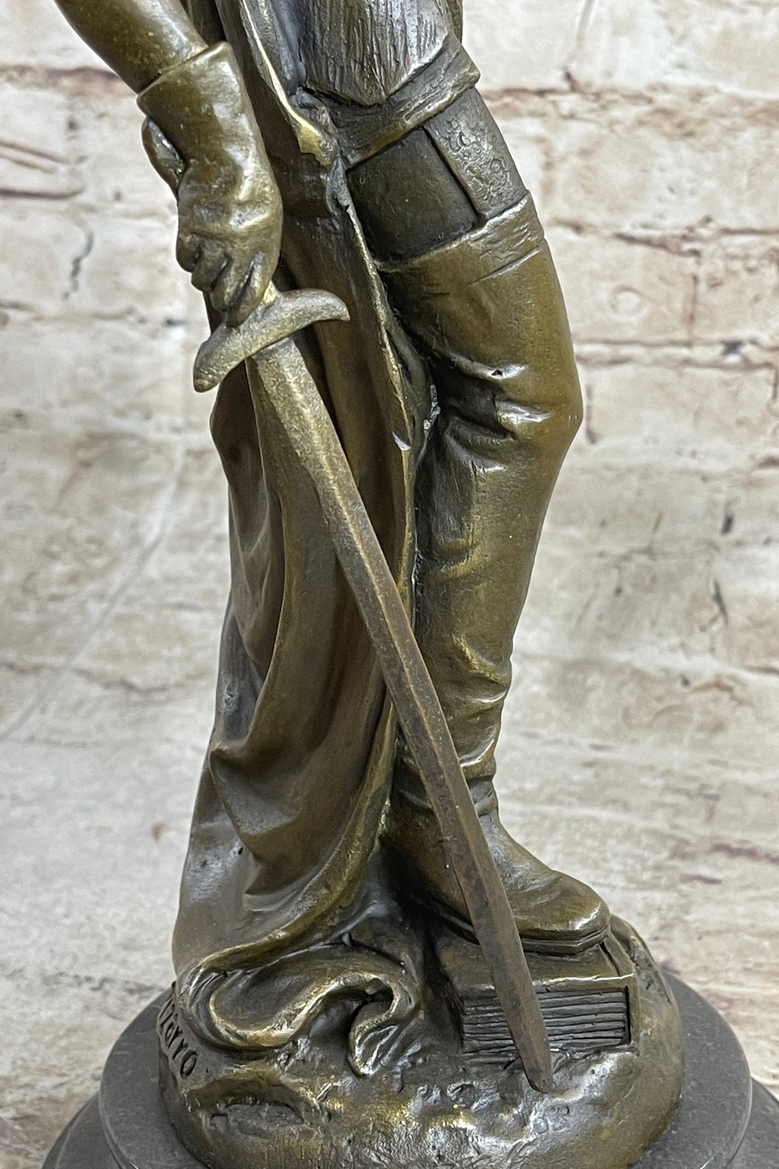 Italian Renaissance Warrior Knight Bronze Statue Sculpture Figure Gold Patina 15" x 7"