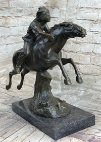 Bronze Sculpture by Antoine Bofill - Le dernier d’une race