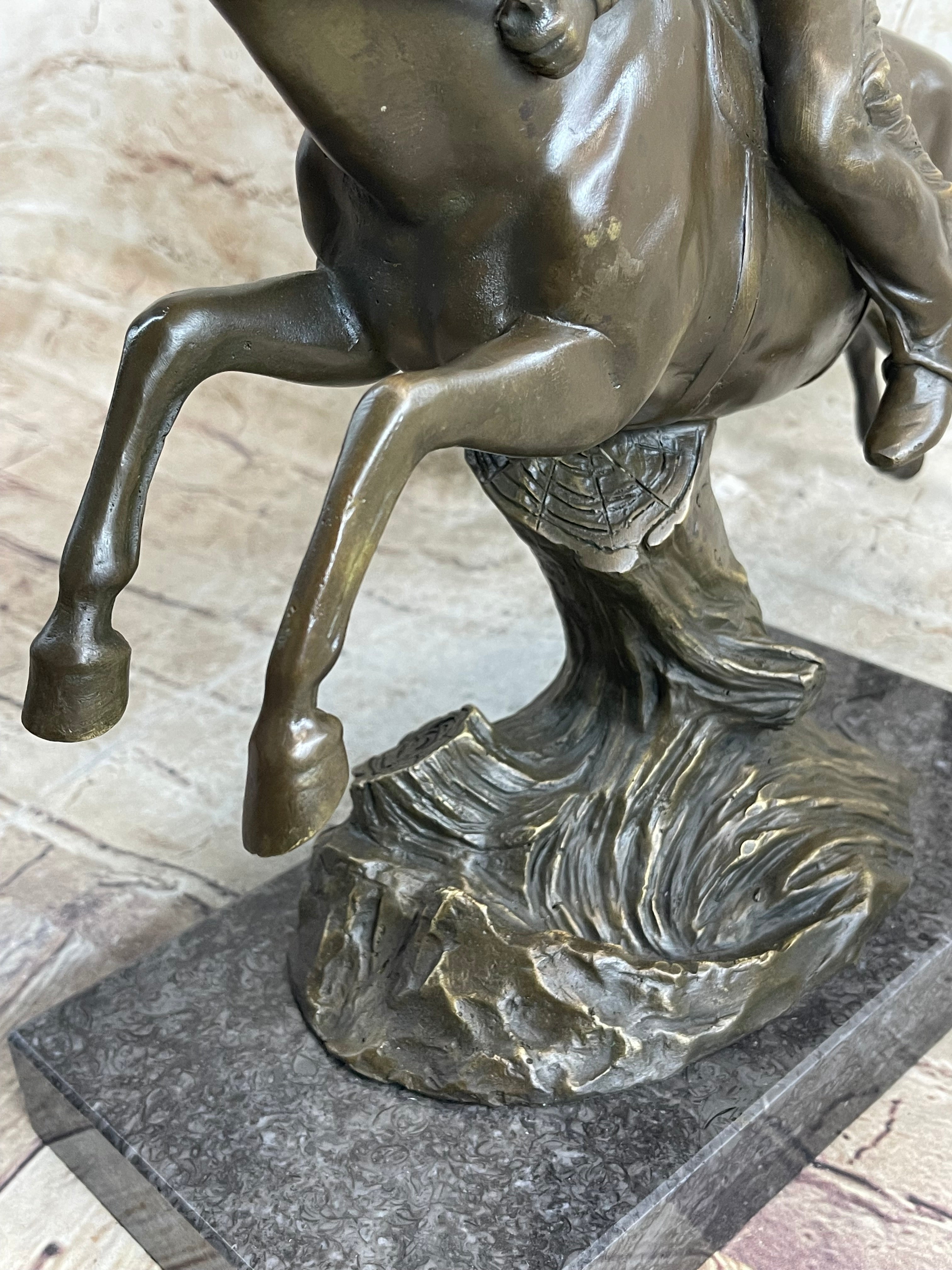 Bronze Sculpture by Antoine Bofill - Le dernier d’une race