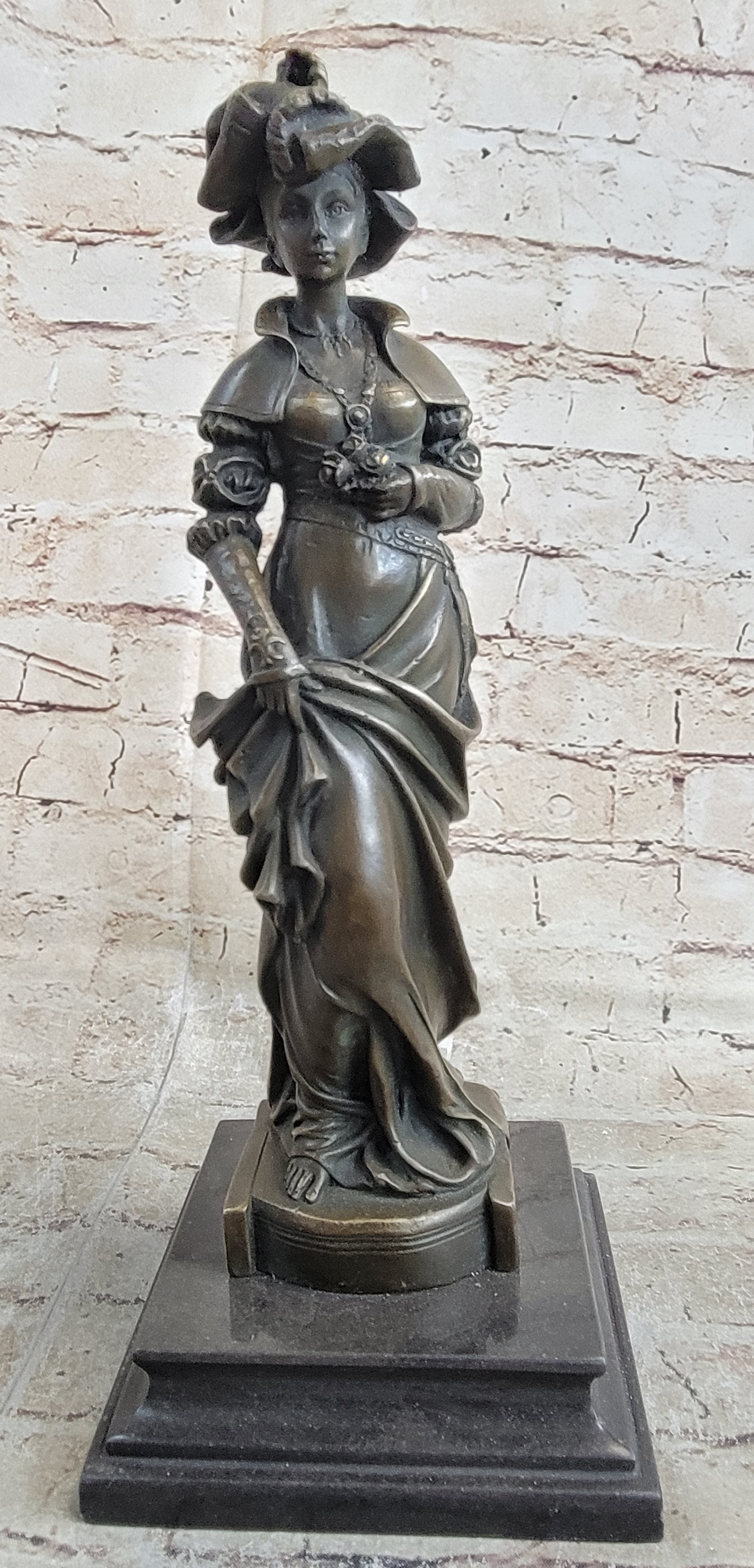 Signed Cesar Ceribelli Les Roses Classy Society Lady w/ Rose Bronze