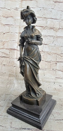 Signed Cesar Ceribelli Les Roses Classy Society Lady w/ Rose Bronze