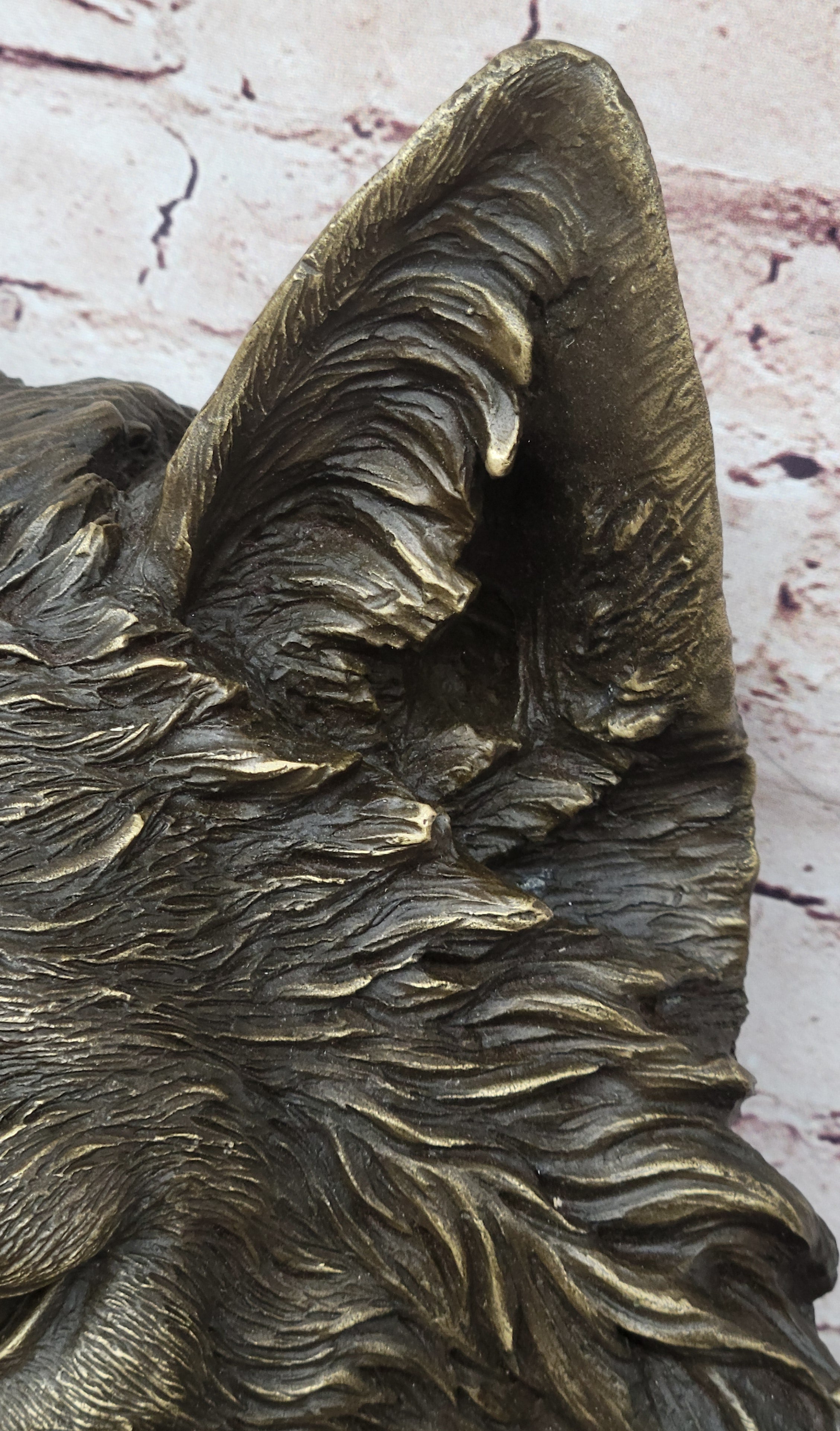 Bronze Wolf Head Wall-Mounted Art Milo Original