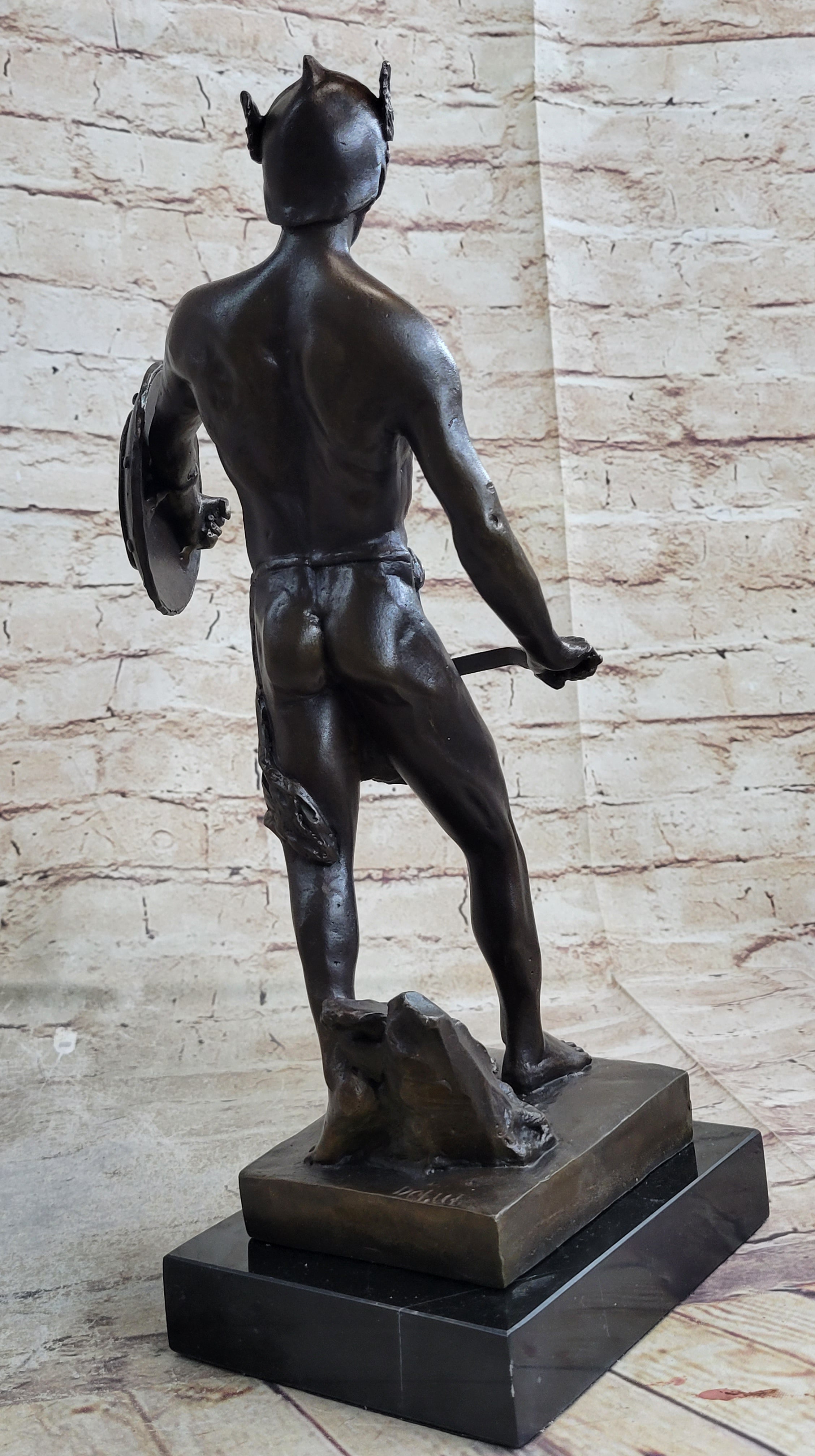 Spartacus Roman Hoplomachus Gladiator Bronze Metal 14" x 18"