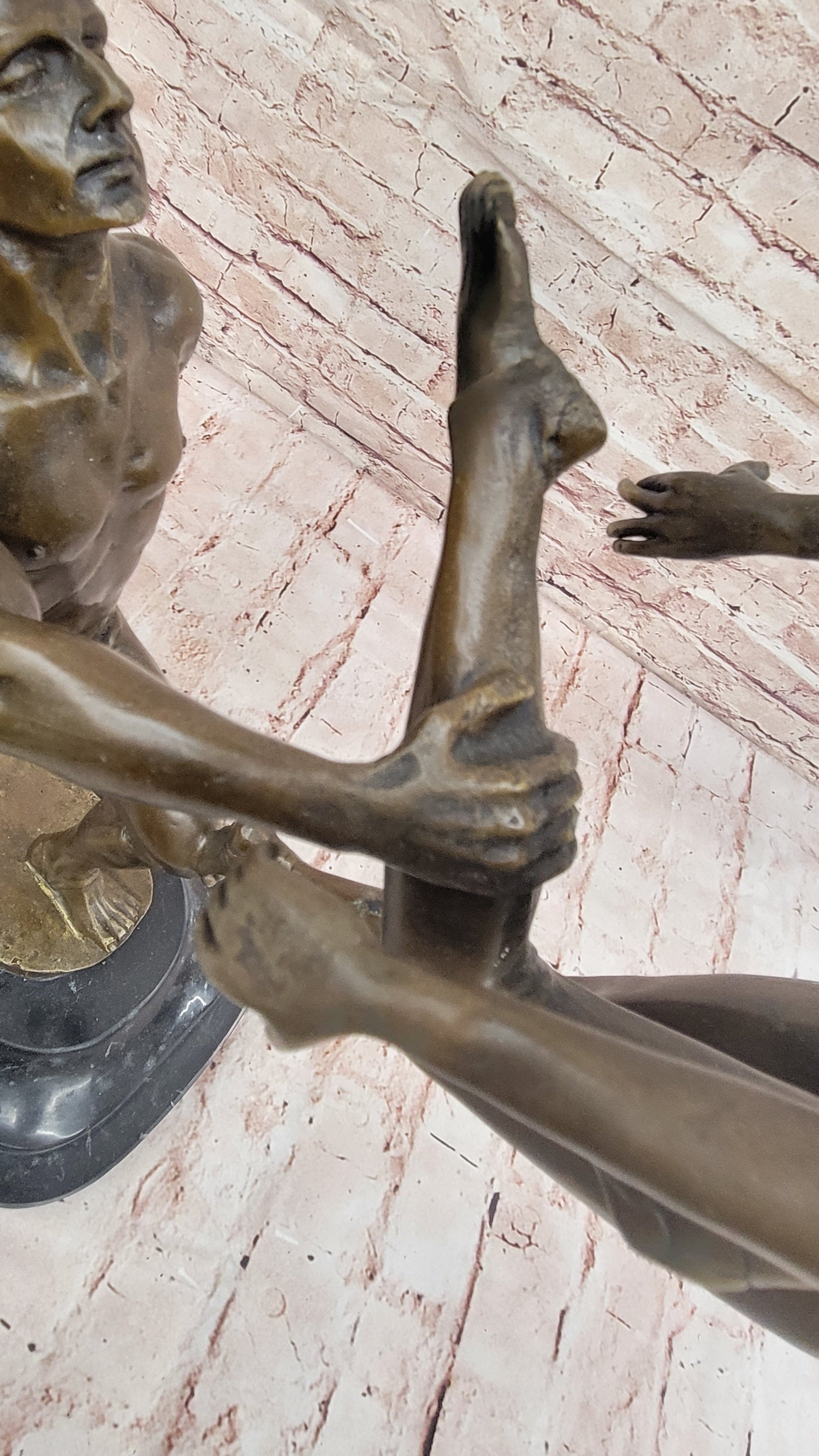 Bronze Dancing Couple Sculpture – Elegant Romantic Dance