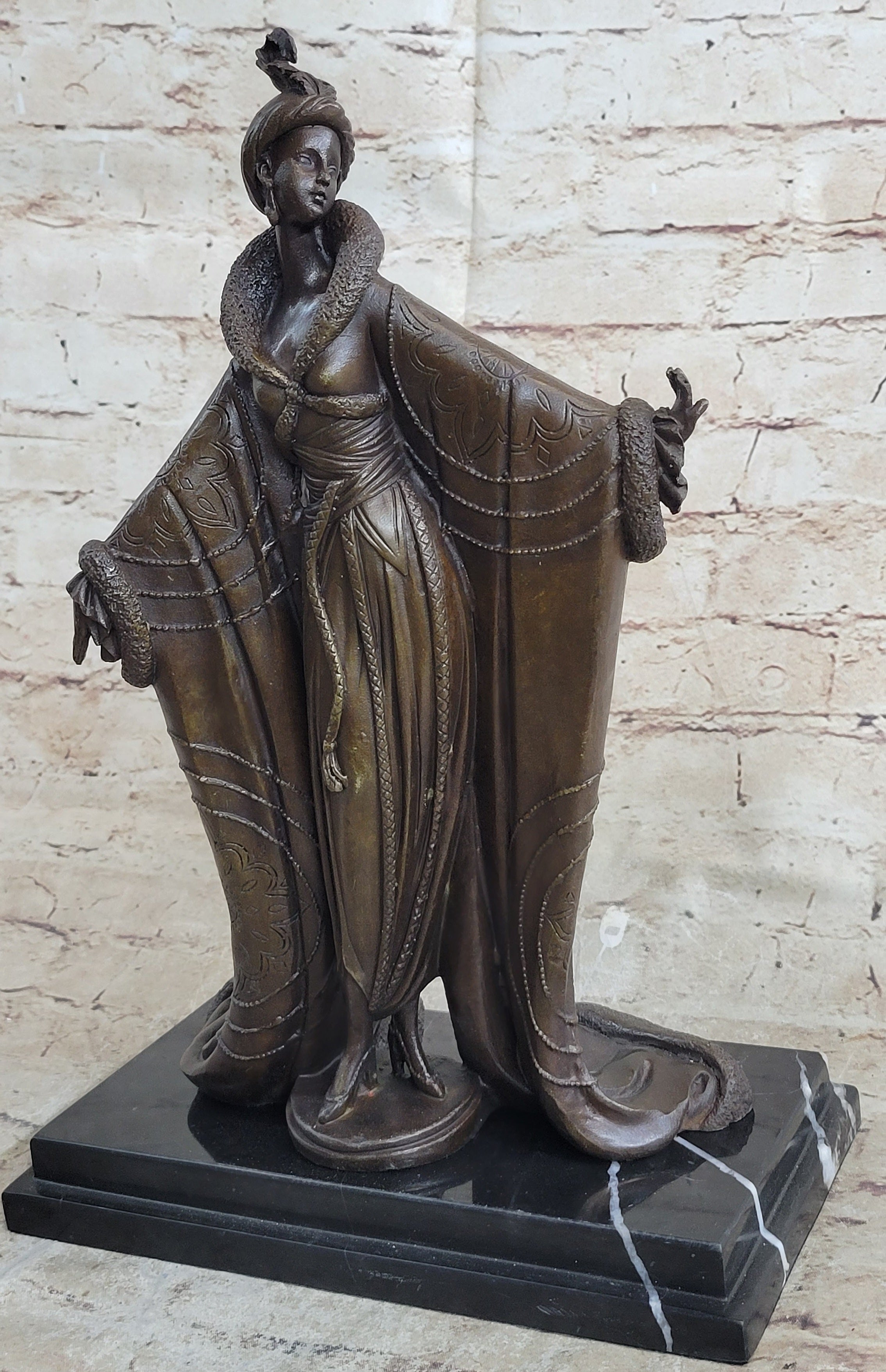 Fashion Dancer Actress Bronze Hot Cast Sculpture