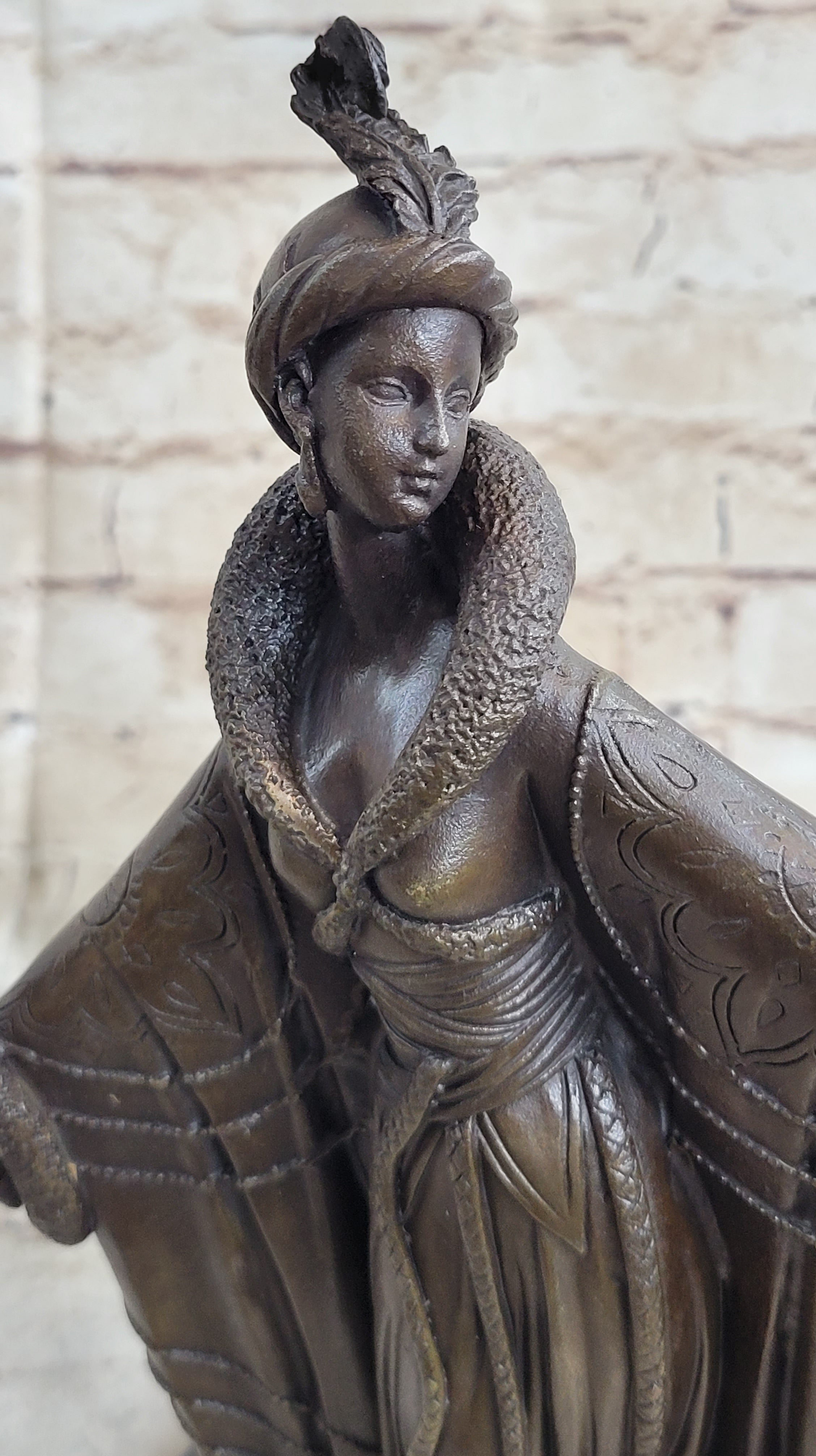 Fashion Dancer Actress Bronze Hot Cast Sculpture