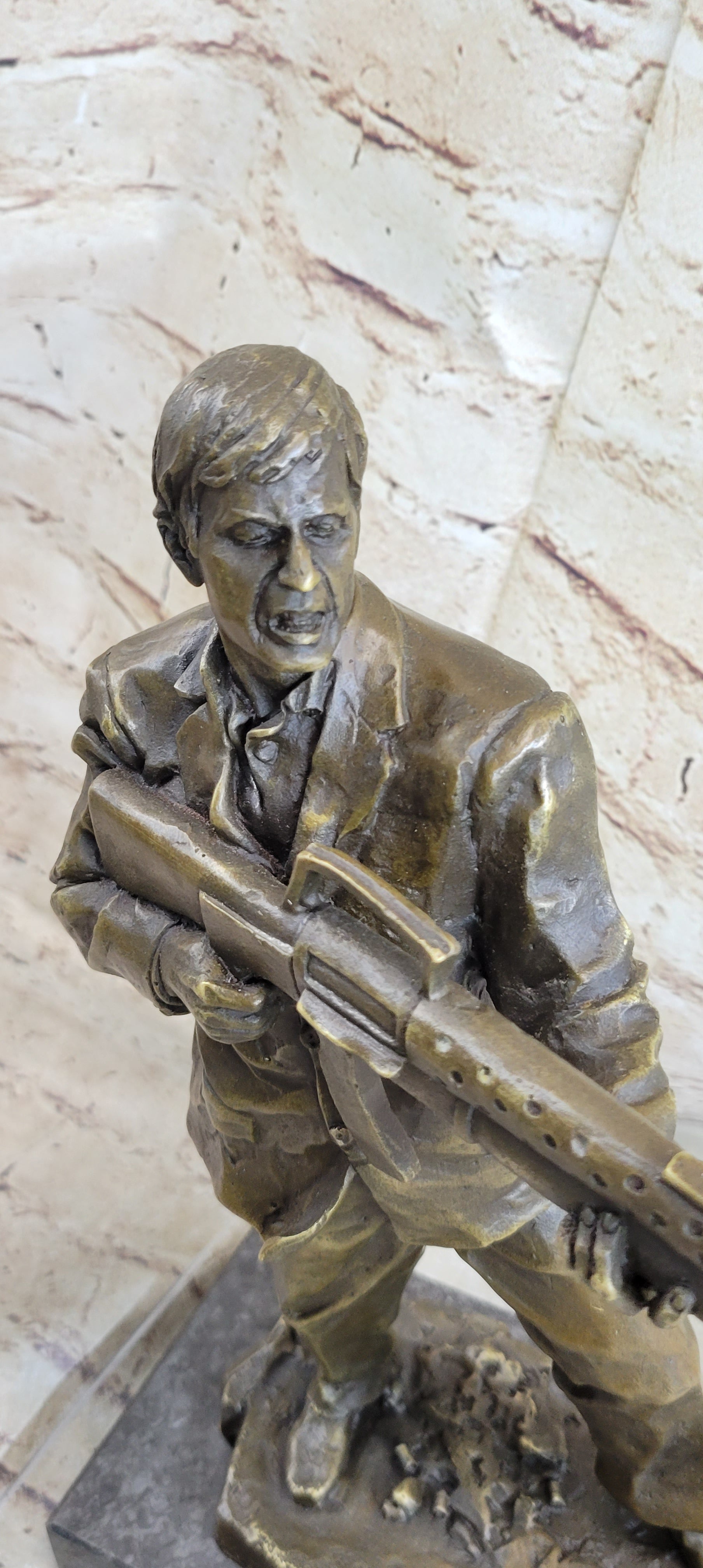 Al Pacino Scarface Say Hello to my Little Friend Bronze 14" x 8"